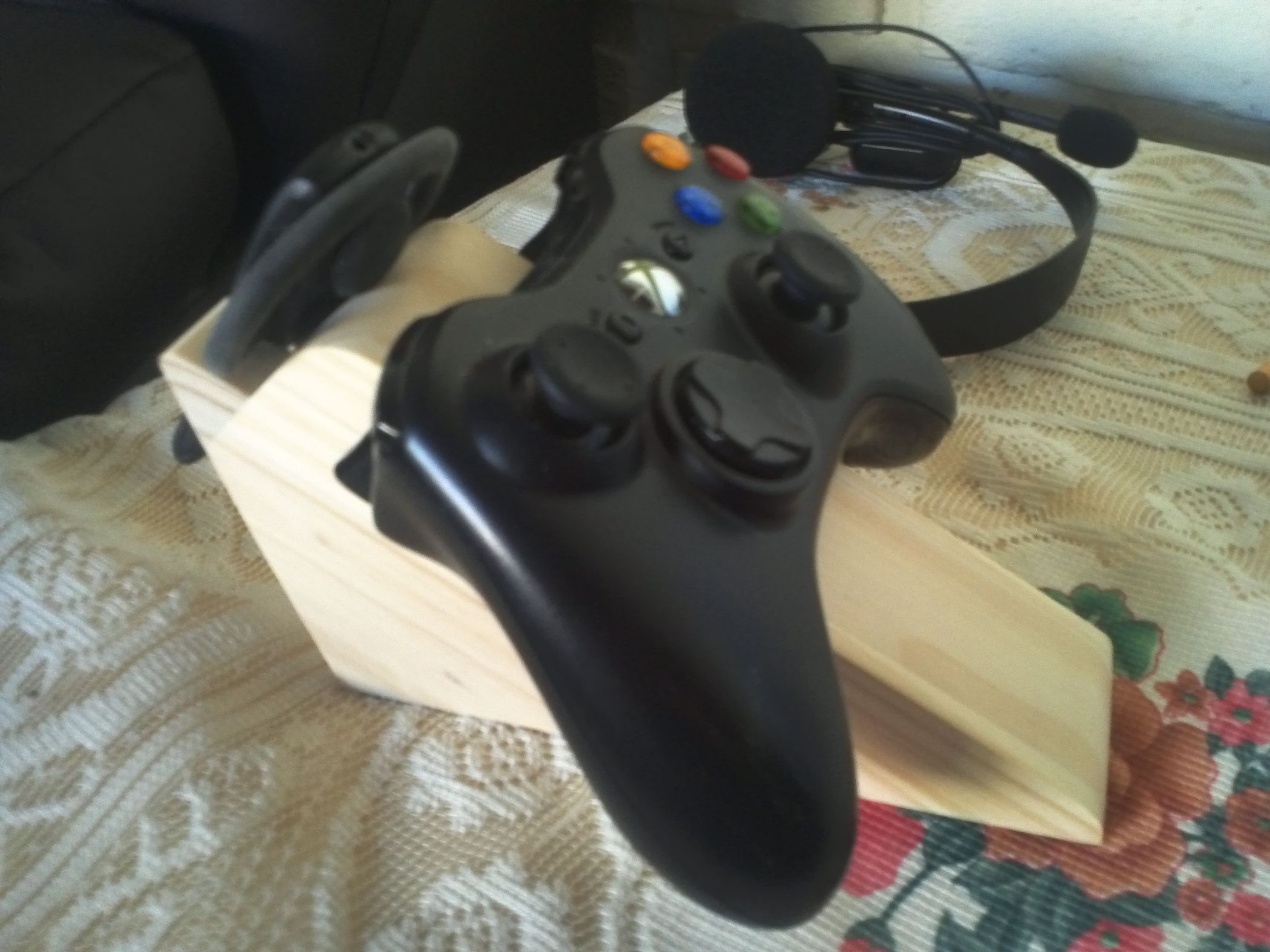 Control Rack for XBOX 360 - Instructables