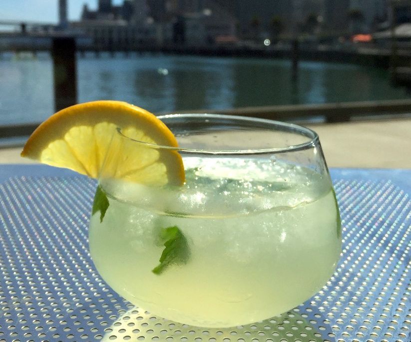 Hint o' Mint Ginger Lemonade