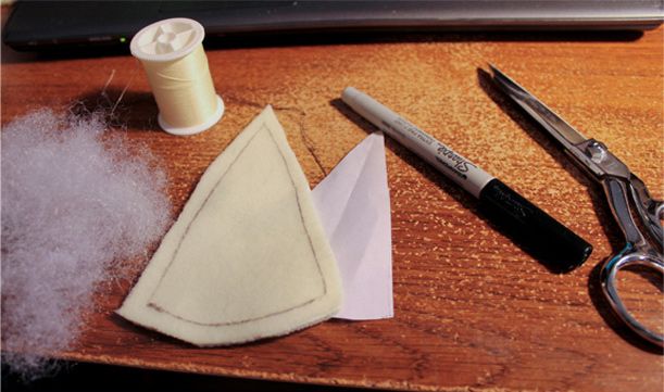 Make a Plush Spiral Horn