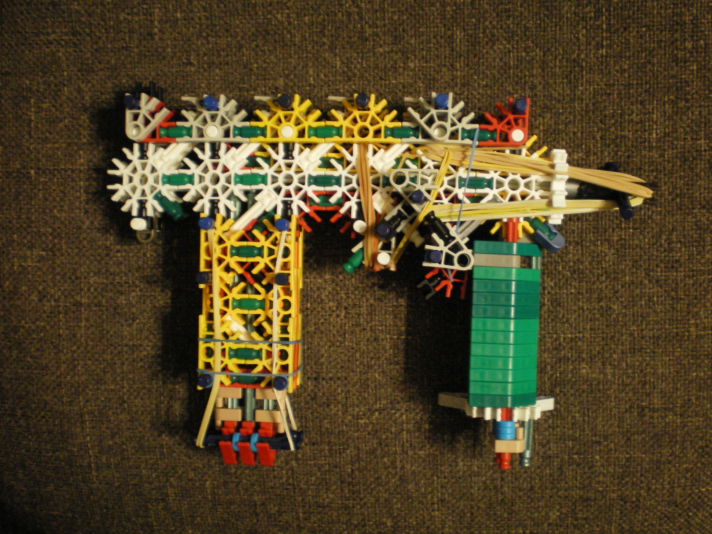 AP4 K`nex Gun by Oblivitus