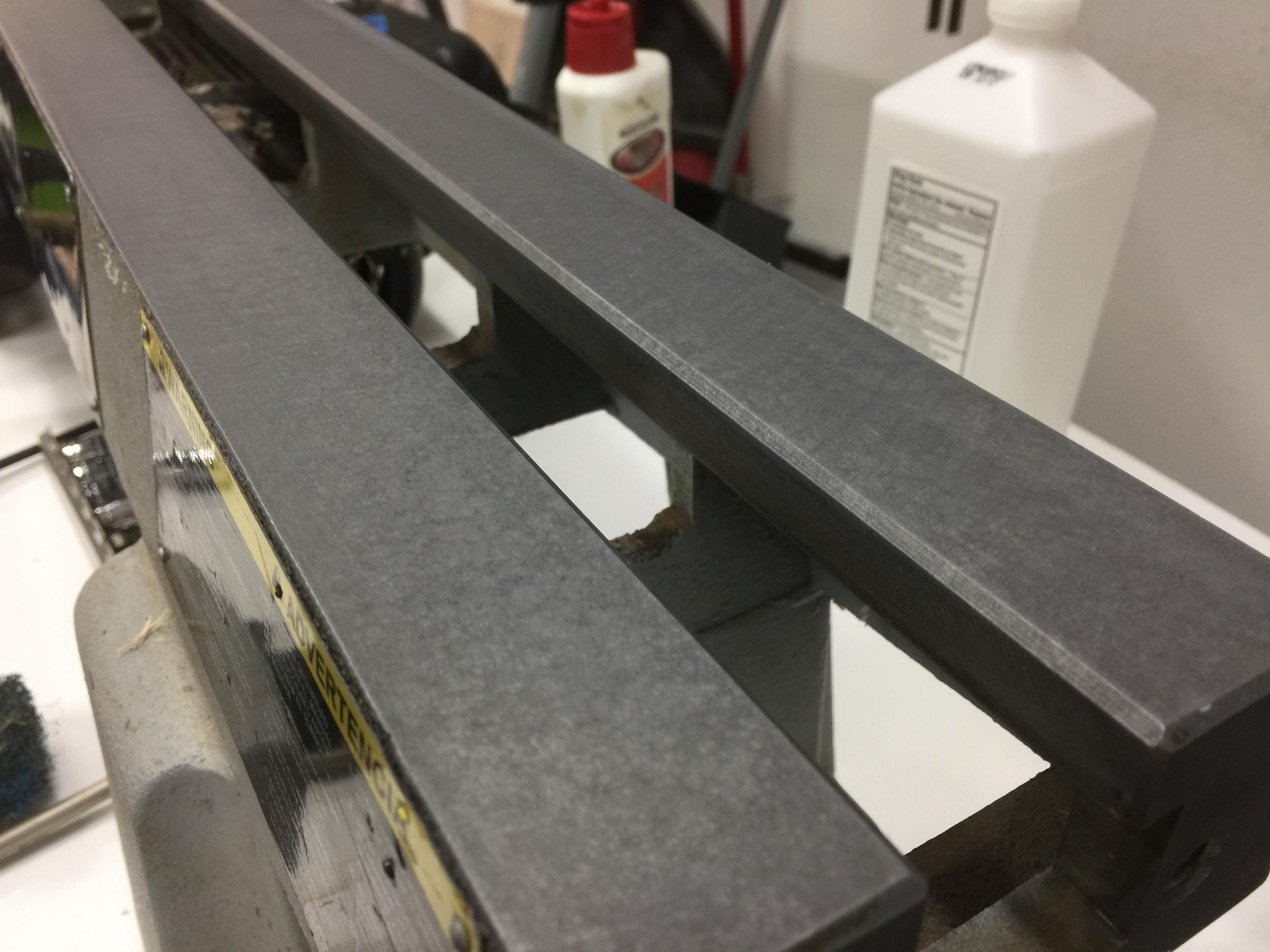 Lubricate Metal and Inhibit Rust With Moly. 6 Steps (with Pictures
