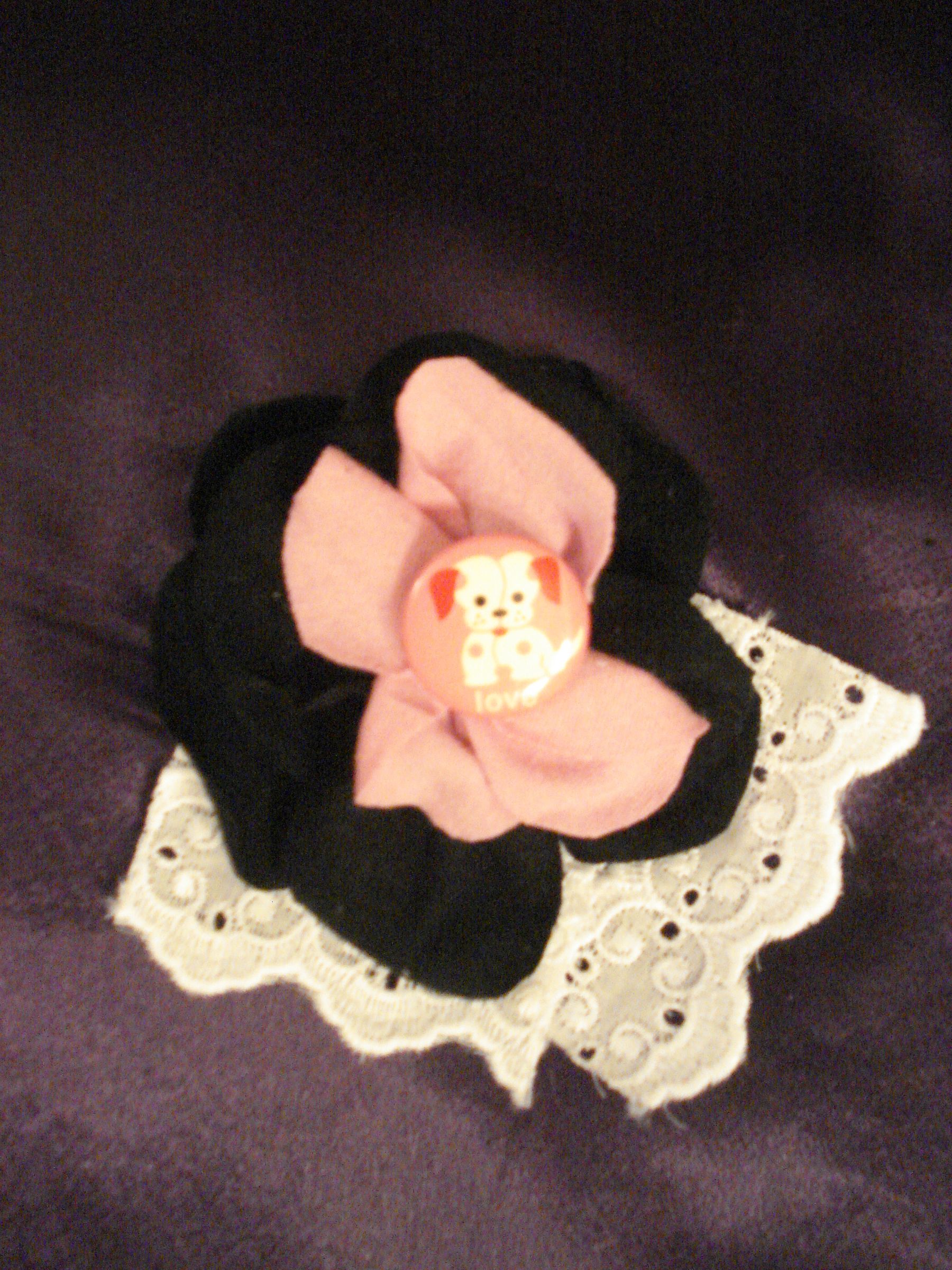 Turn Fabric Scraps Into Flowers!