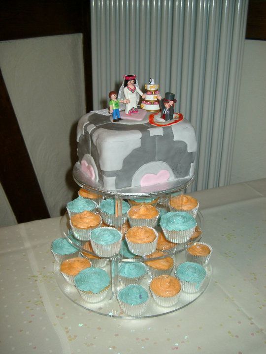 Portal Wedding Cake