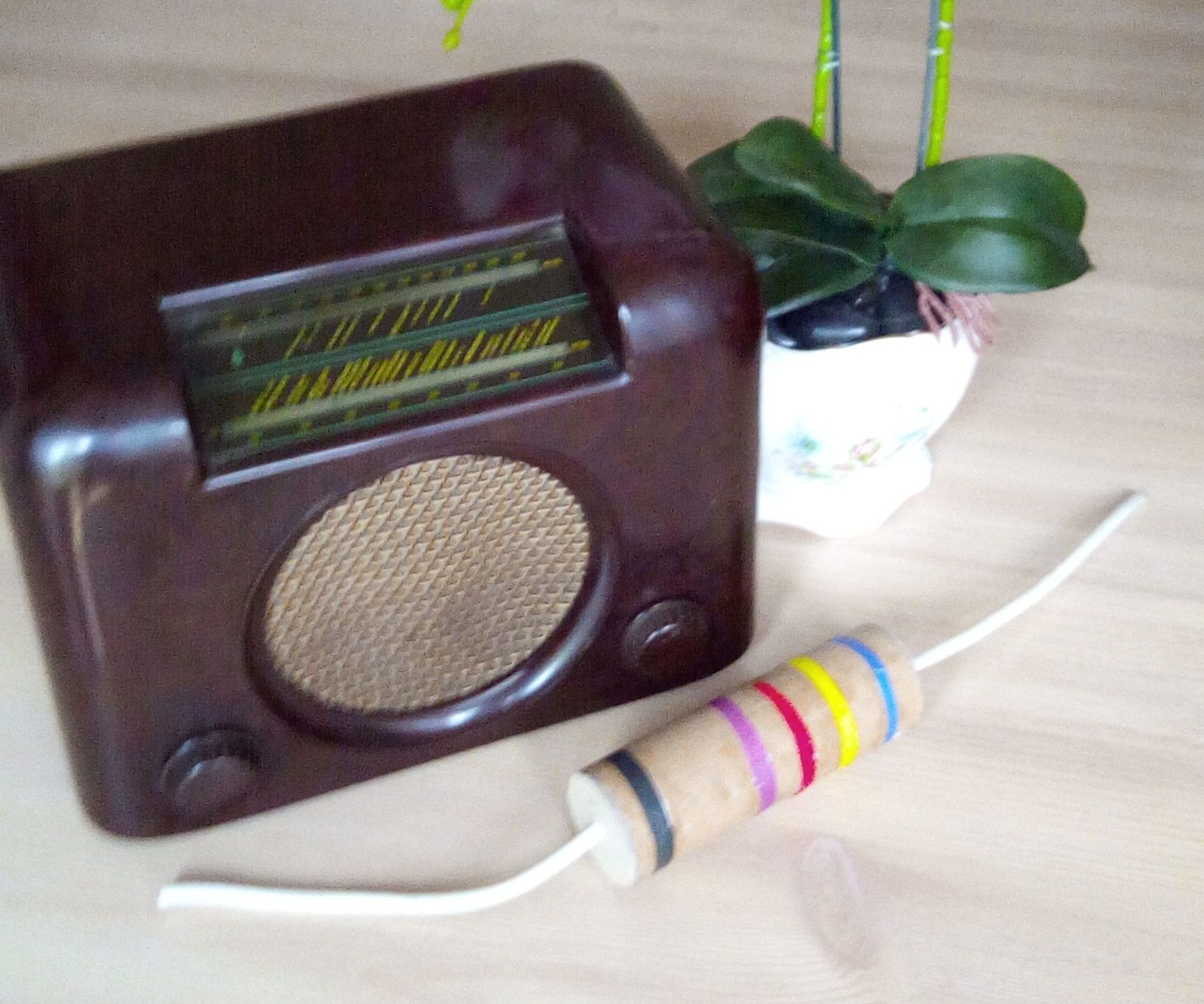 An Oversize Electrical Resistor