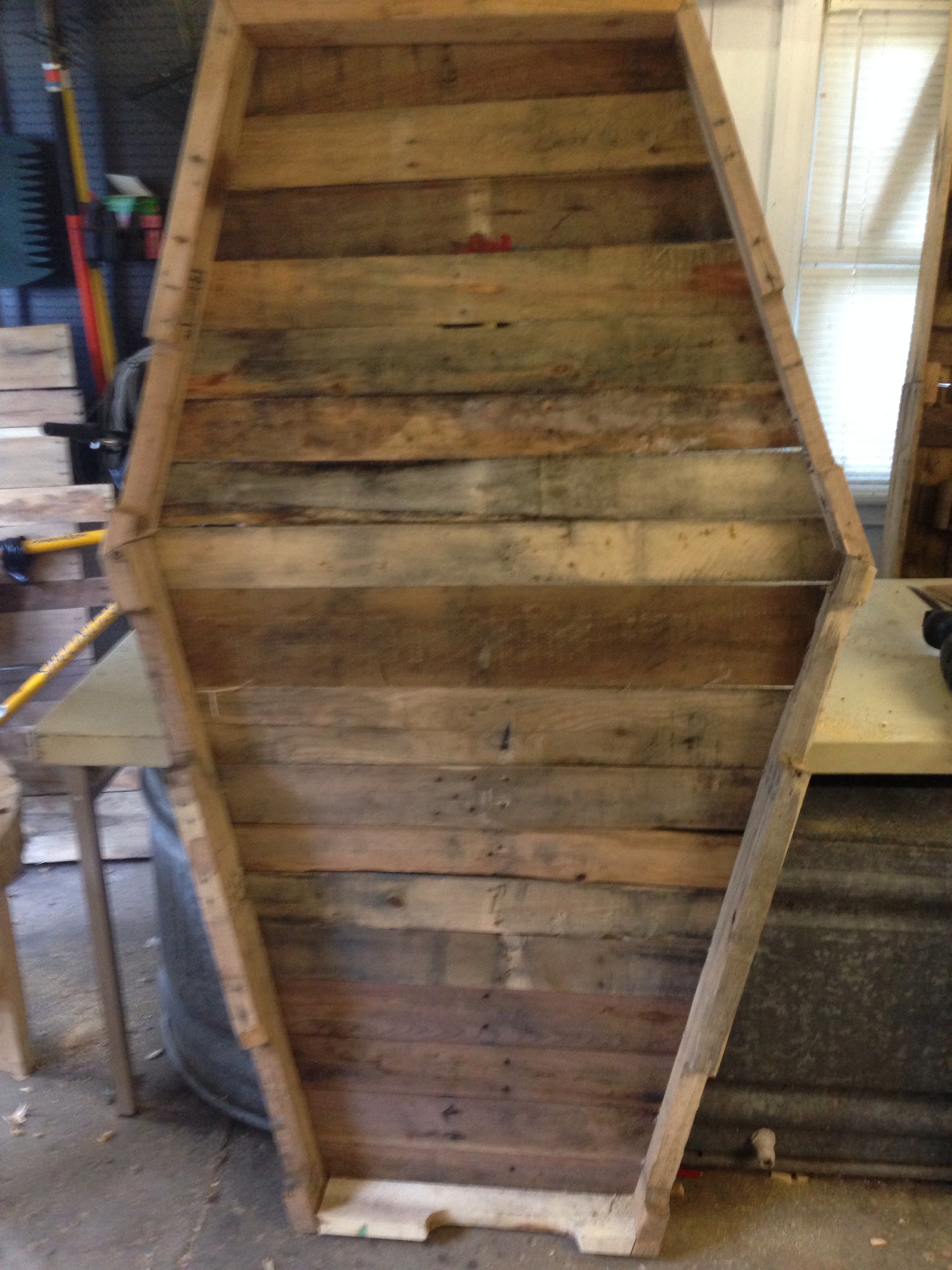 Coffin / Casket Made From Pallets 5 Steps Instructables