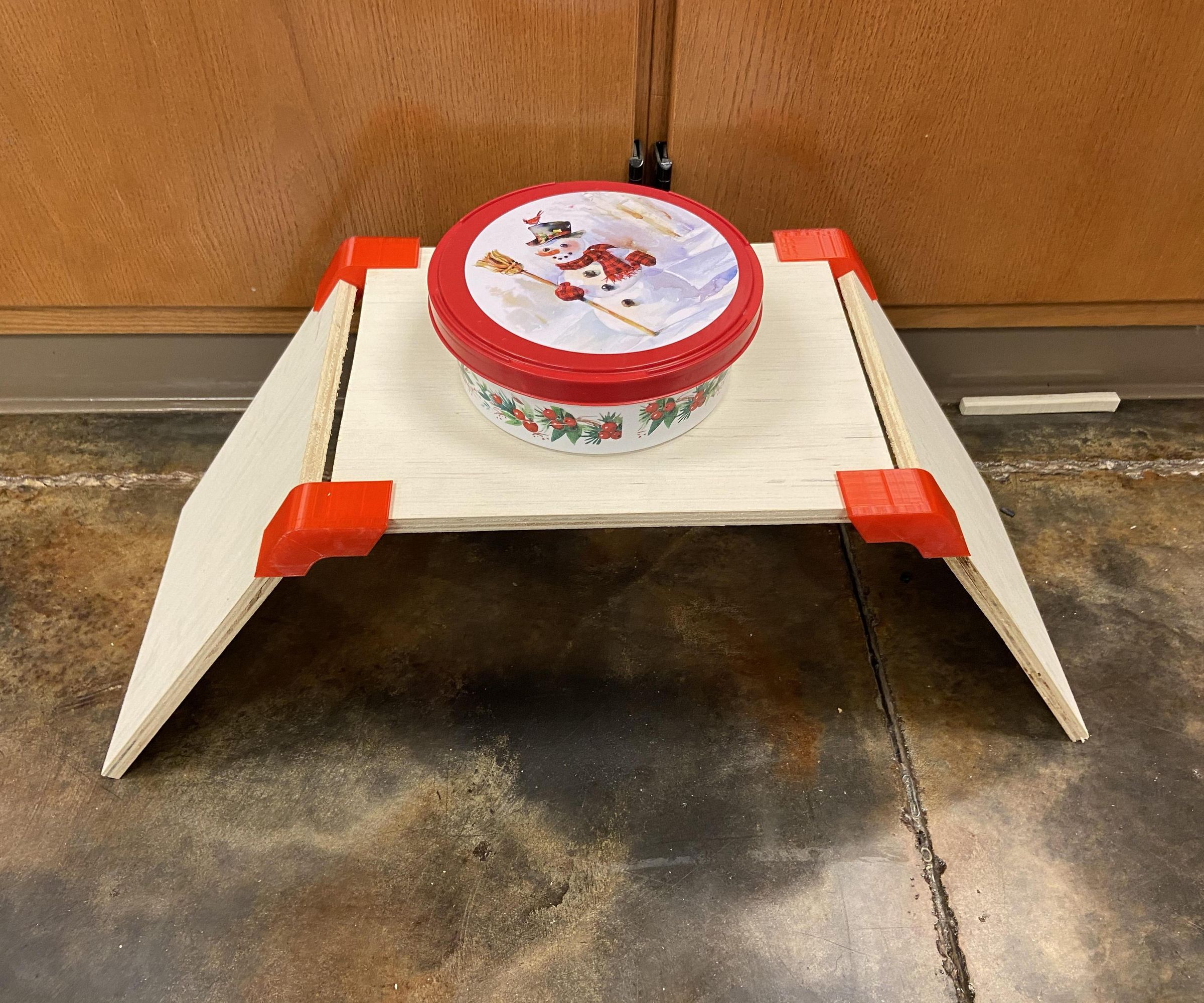 Dog Food Bowl Stand - Plywood and 3d Printing