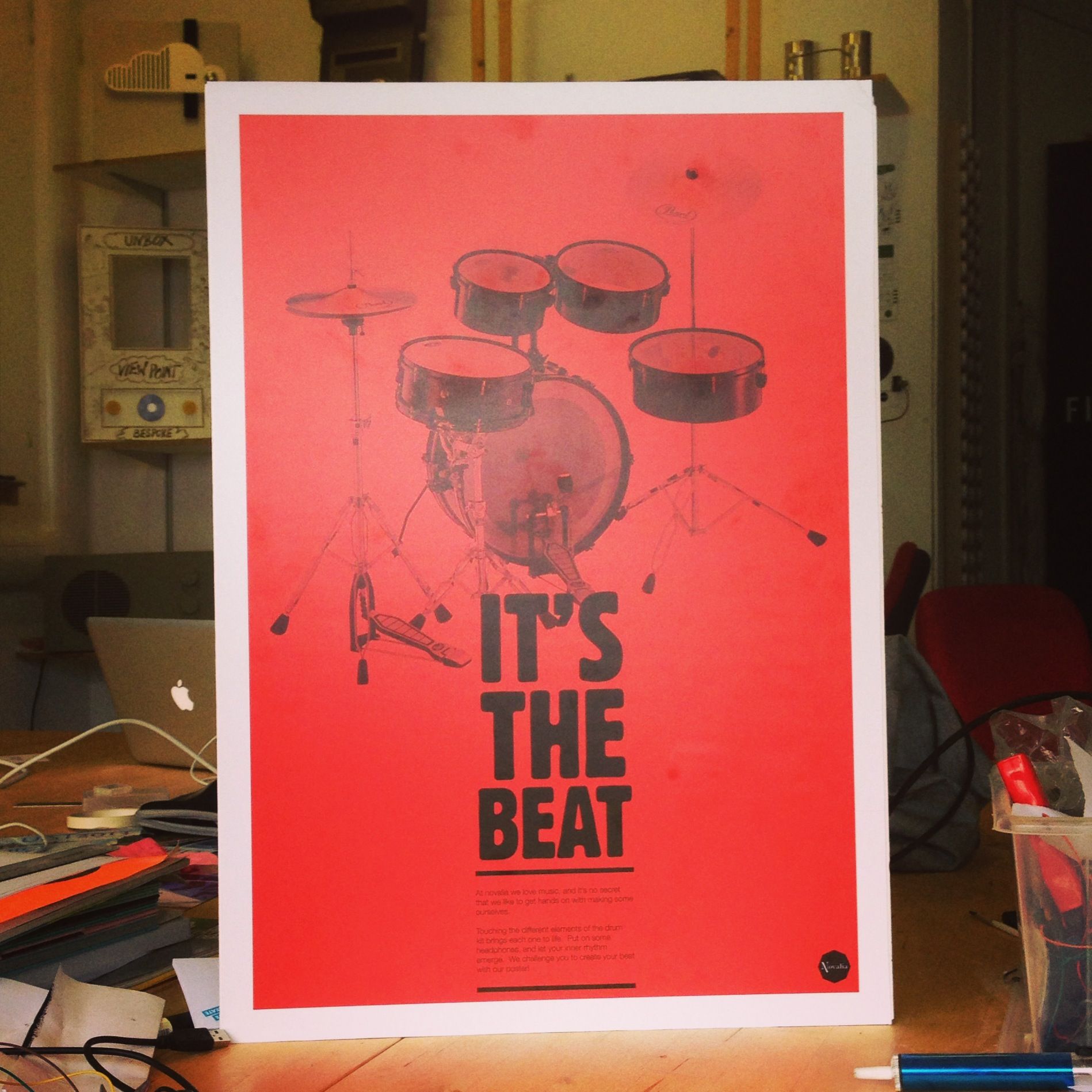 Control Home Appliances From a Wireless Poster!