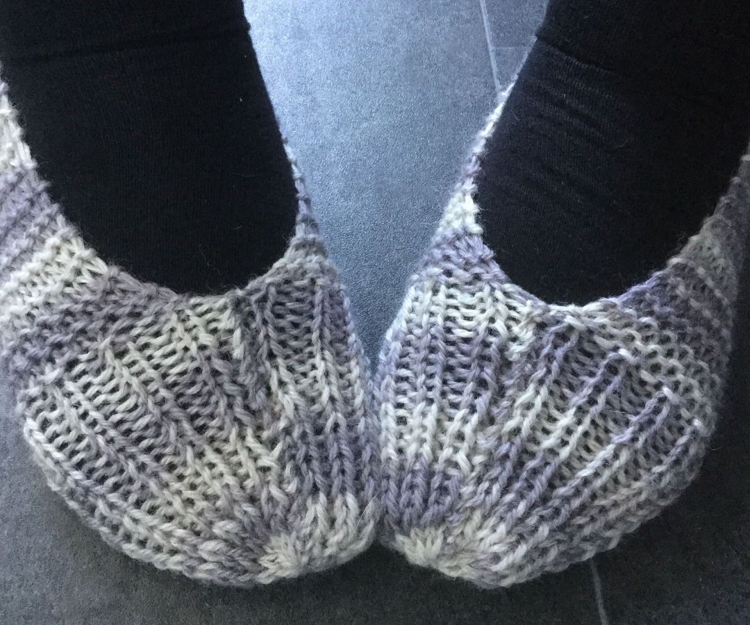 DIY Striped Yarn Slippers