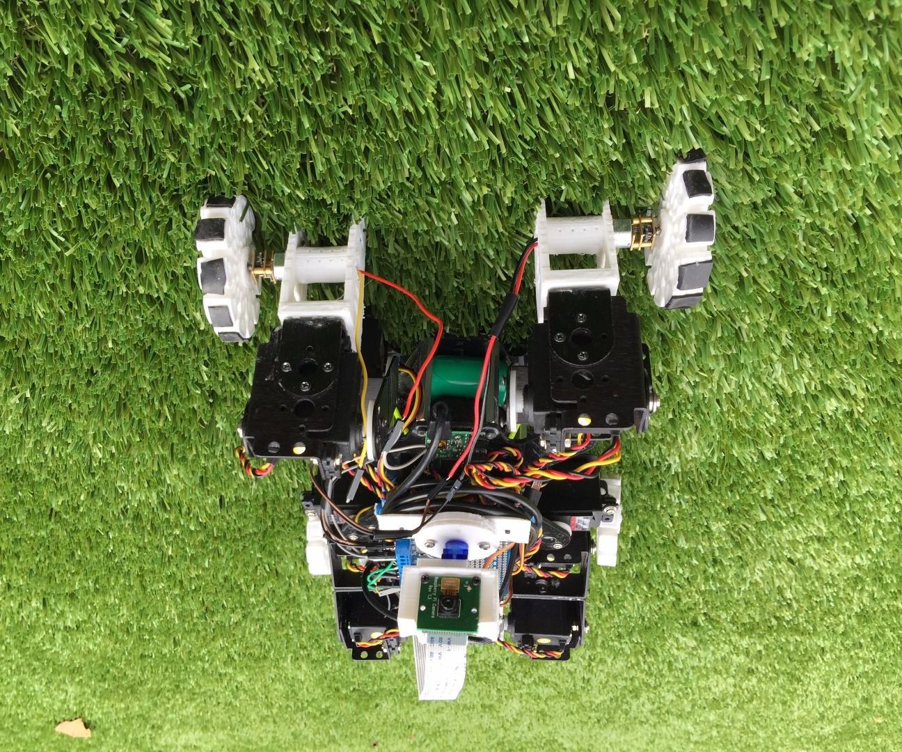 Husky I : Quadruped Live Streaming Bot With Raspberry Pi 