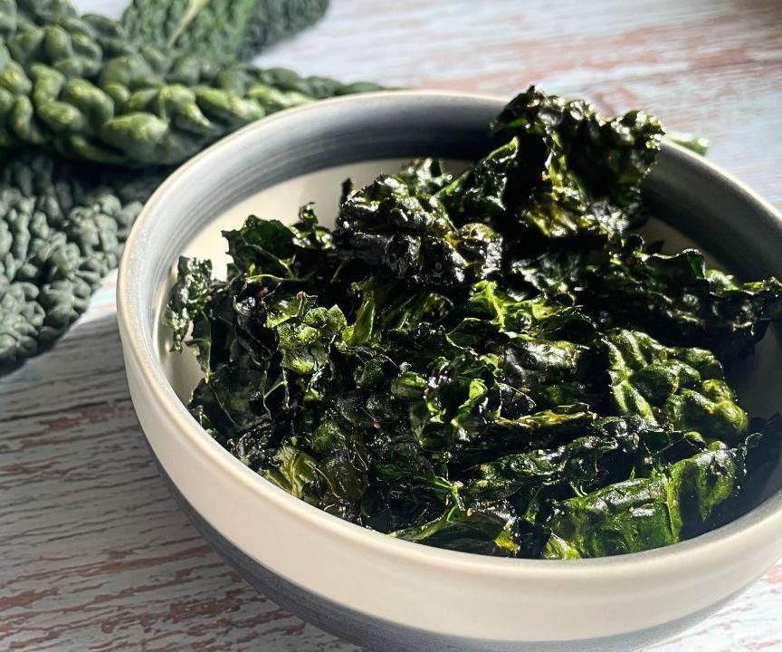 5 Minute Air Fryer Kale Chips