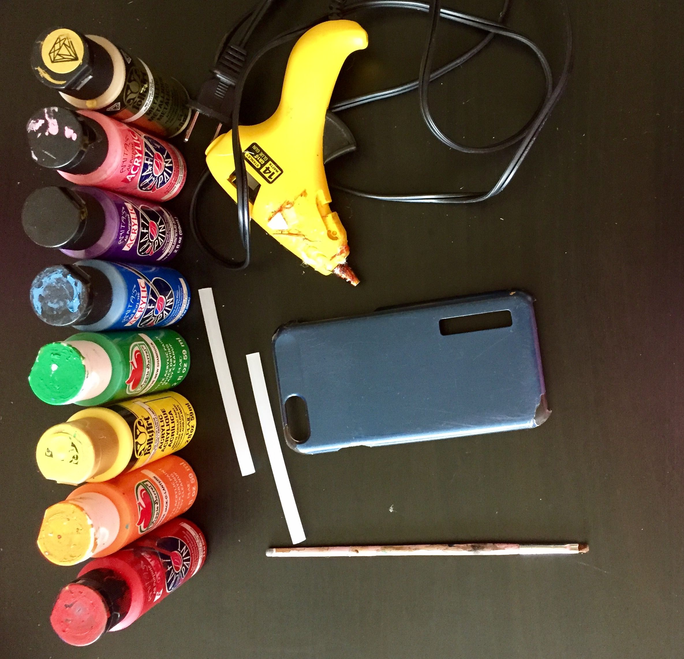 Cute Hot Glue Phone Case 4 Steps Instructables