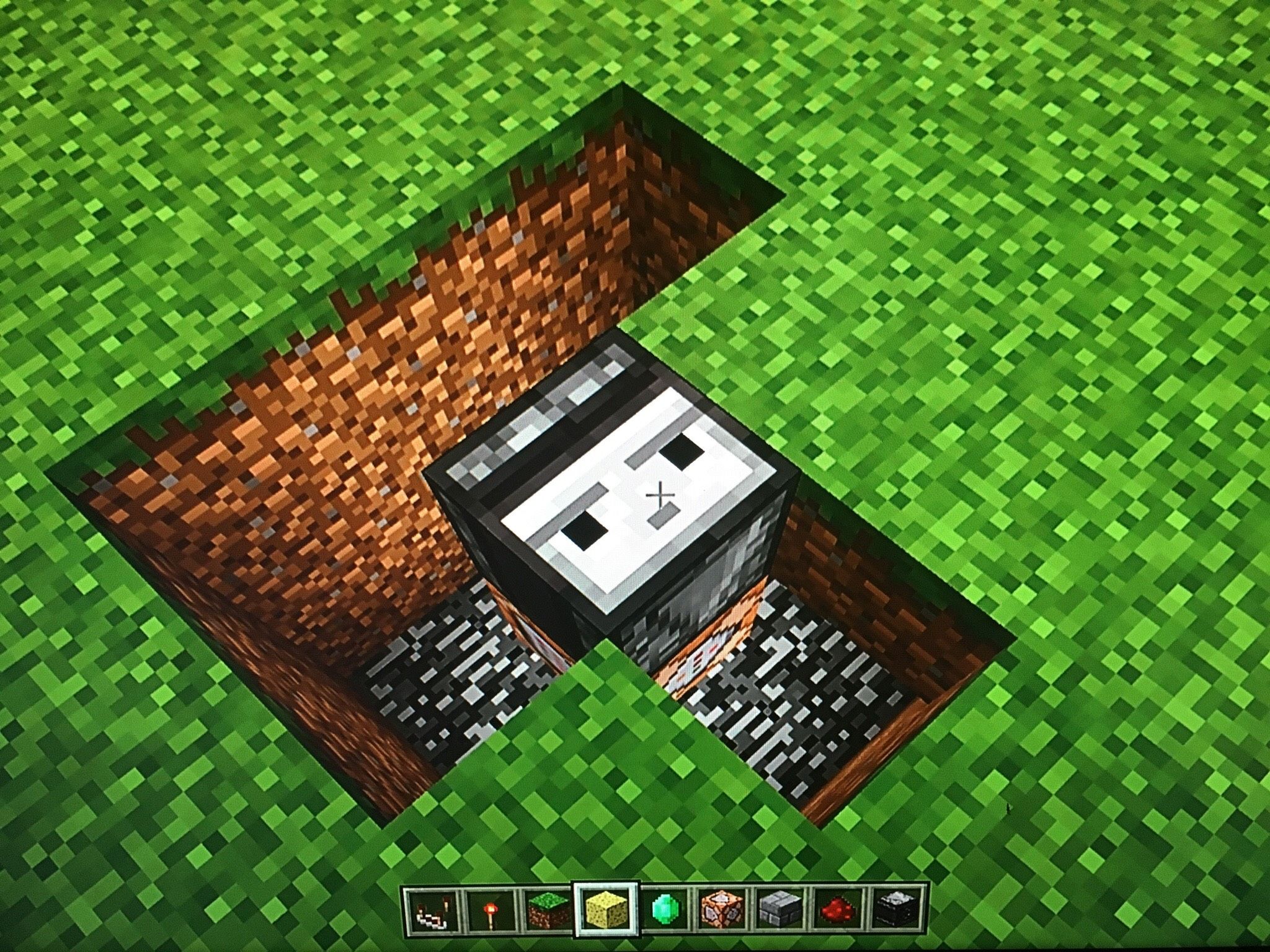How to Make a Lucky Block in Minecraft Using No Mods 6 Steps