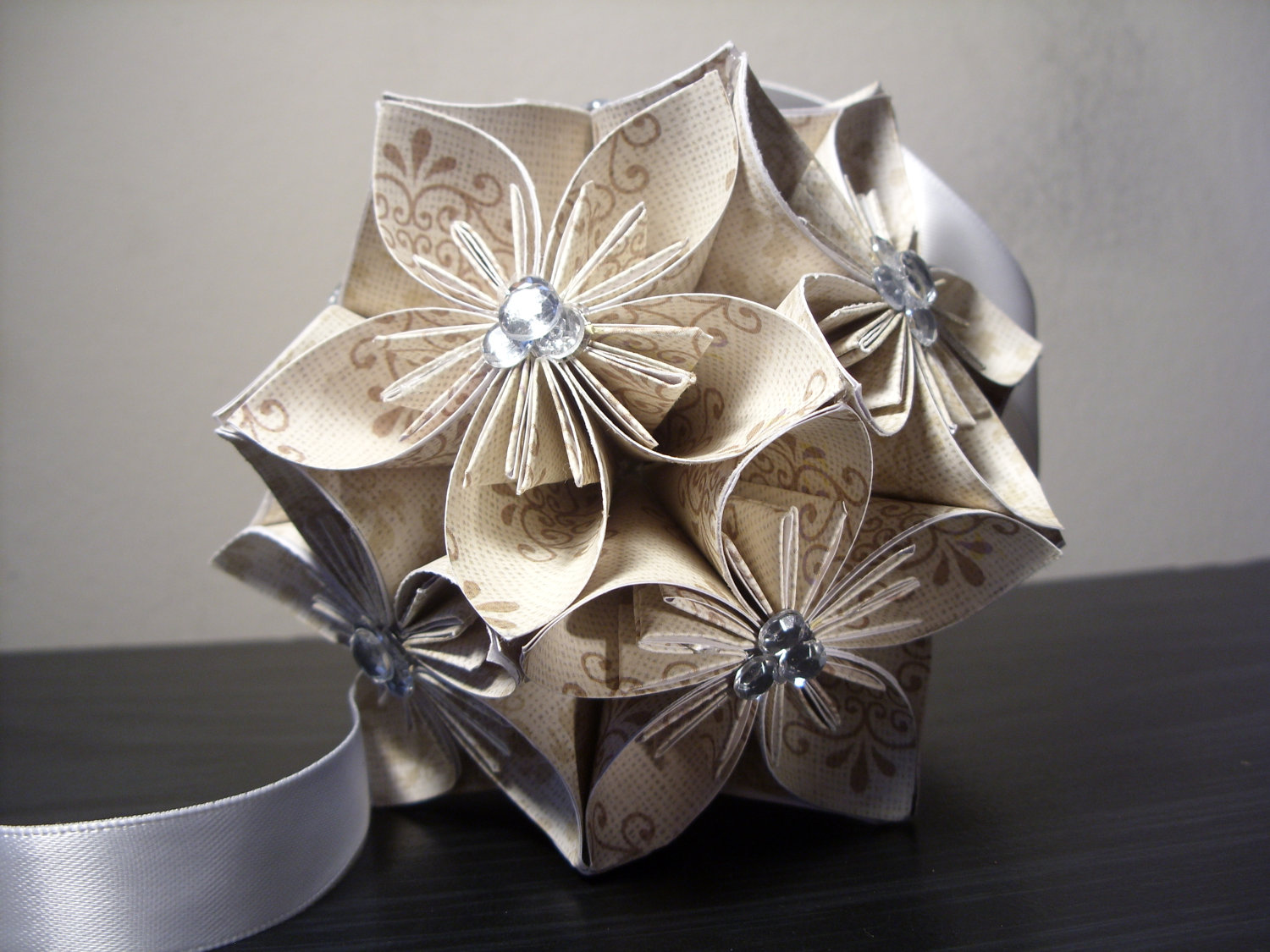 How to Make an Origami Kasudama Flower Ball (blossoms)!