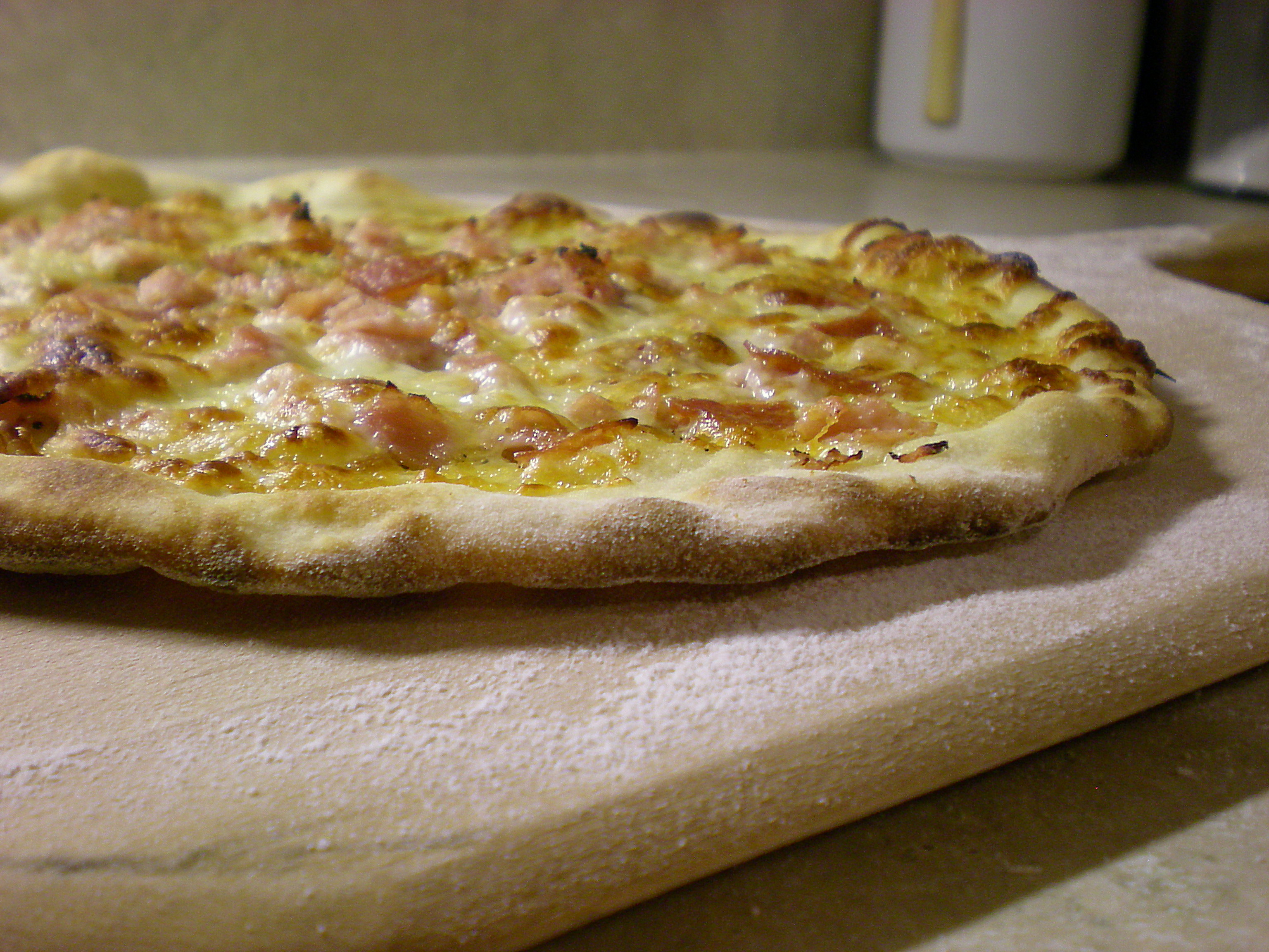 No-Knead Brick Oven-style Pizza