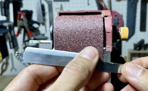 DIY Straight Razor From an Old Saw Blade : 6 Steps (with Pictures ...