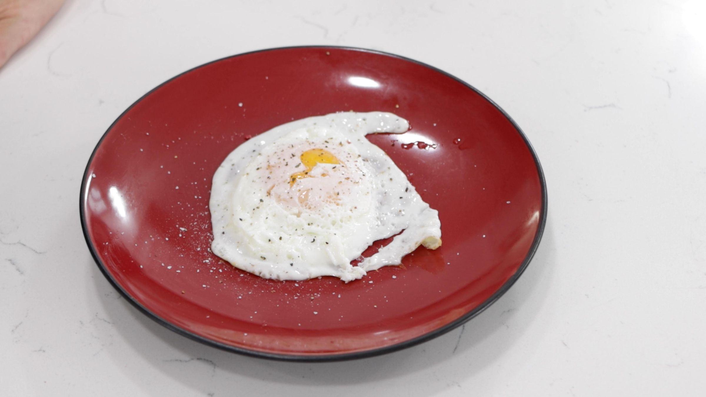 Cooking Basics: Over-Easy Eggs : 4 Steps (with Pictures) - Instructables