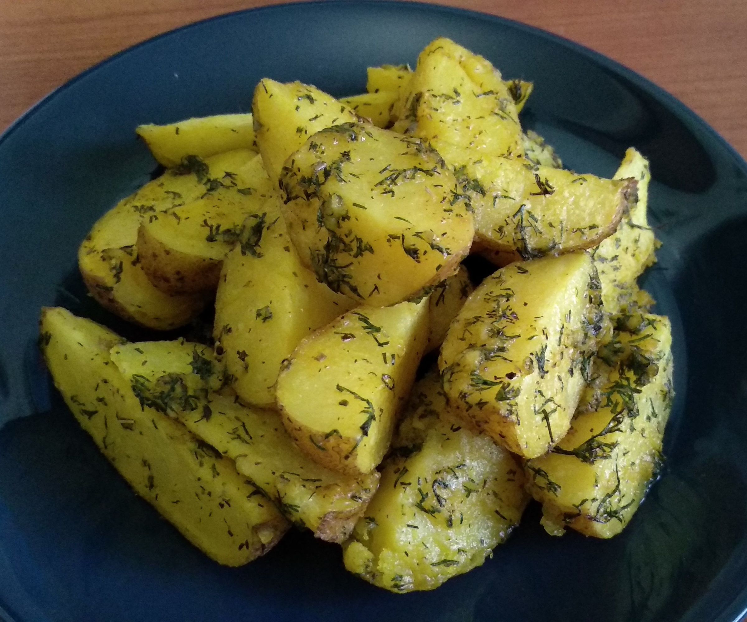 Baked Potatoes With Herbs and Garlic