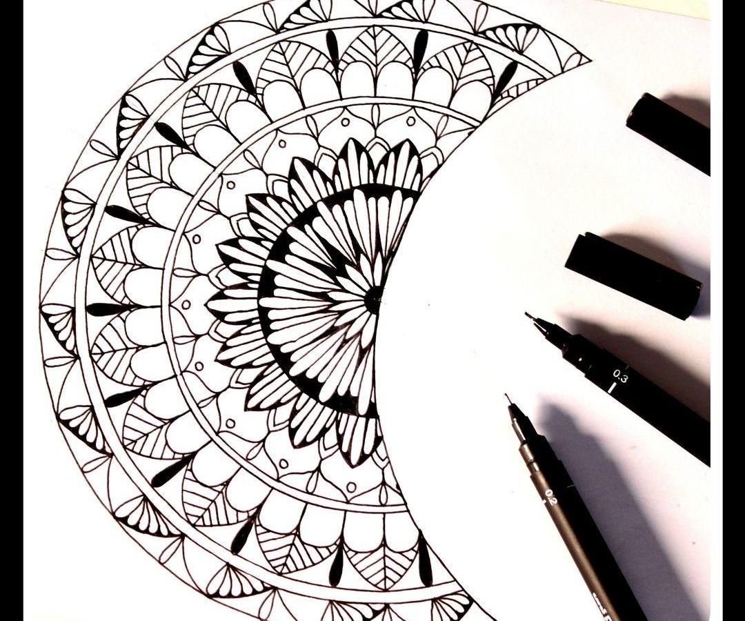 Simple Crescent Moon Mandala Tutorial