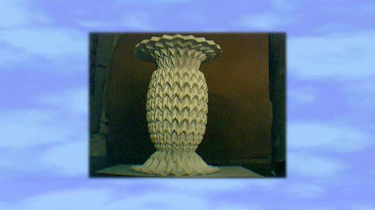 ORIGAMI FLORERO 3D / ORIGAMI VASE 3D