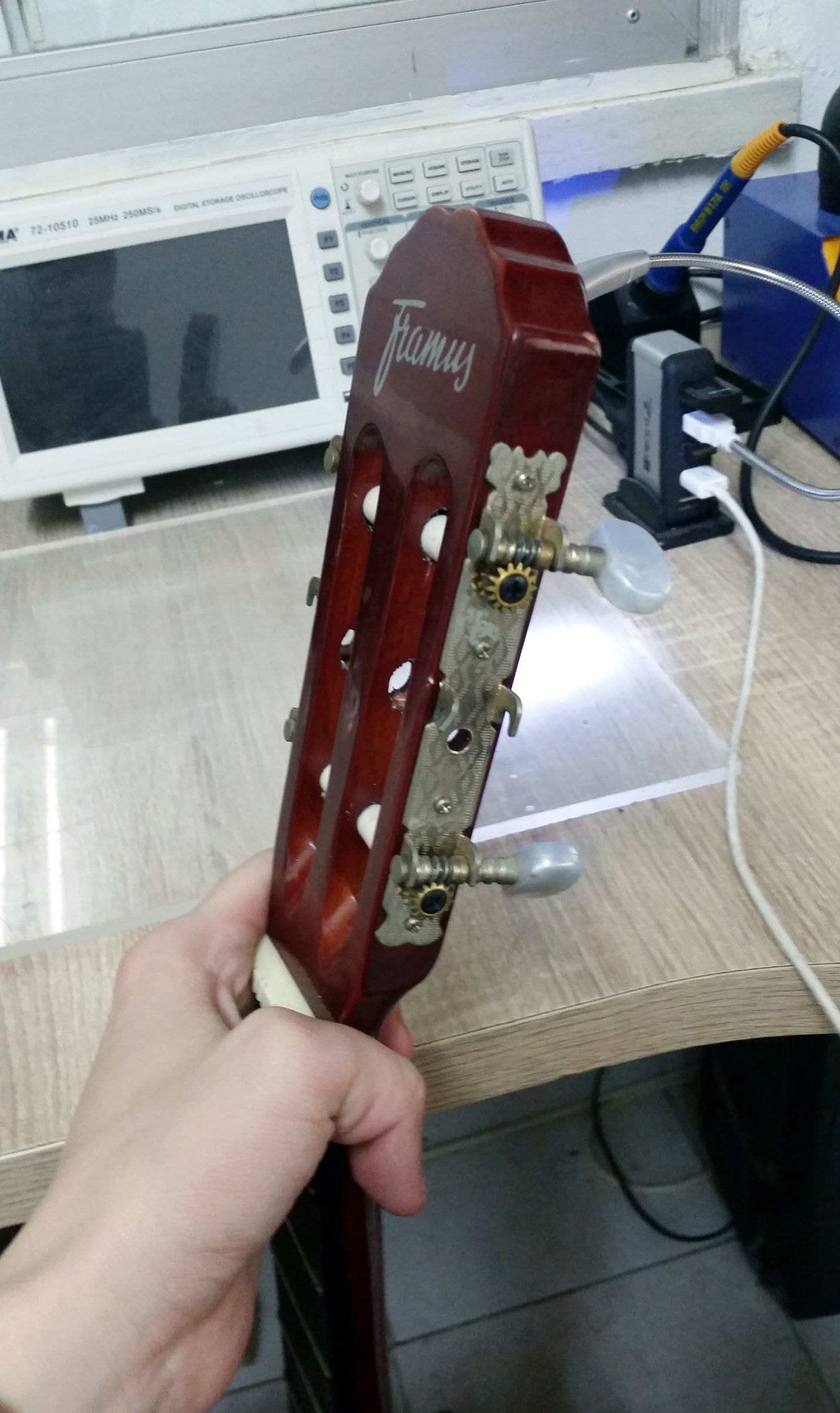 Acoustic Guitar to Electric Bass Guitar Conversion 5 Steps