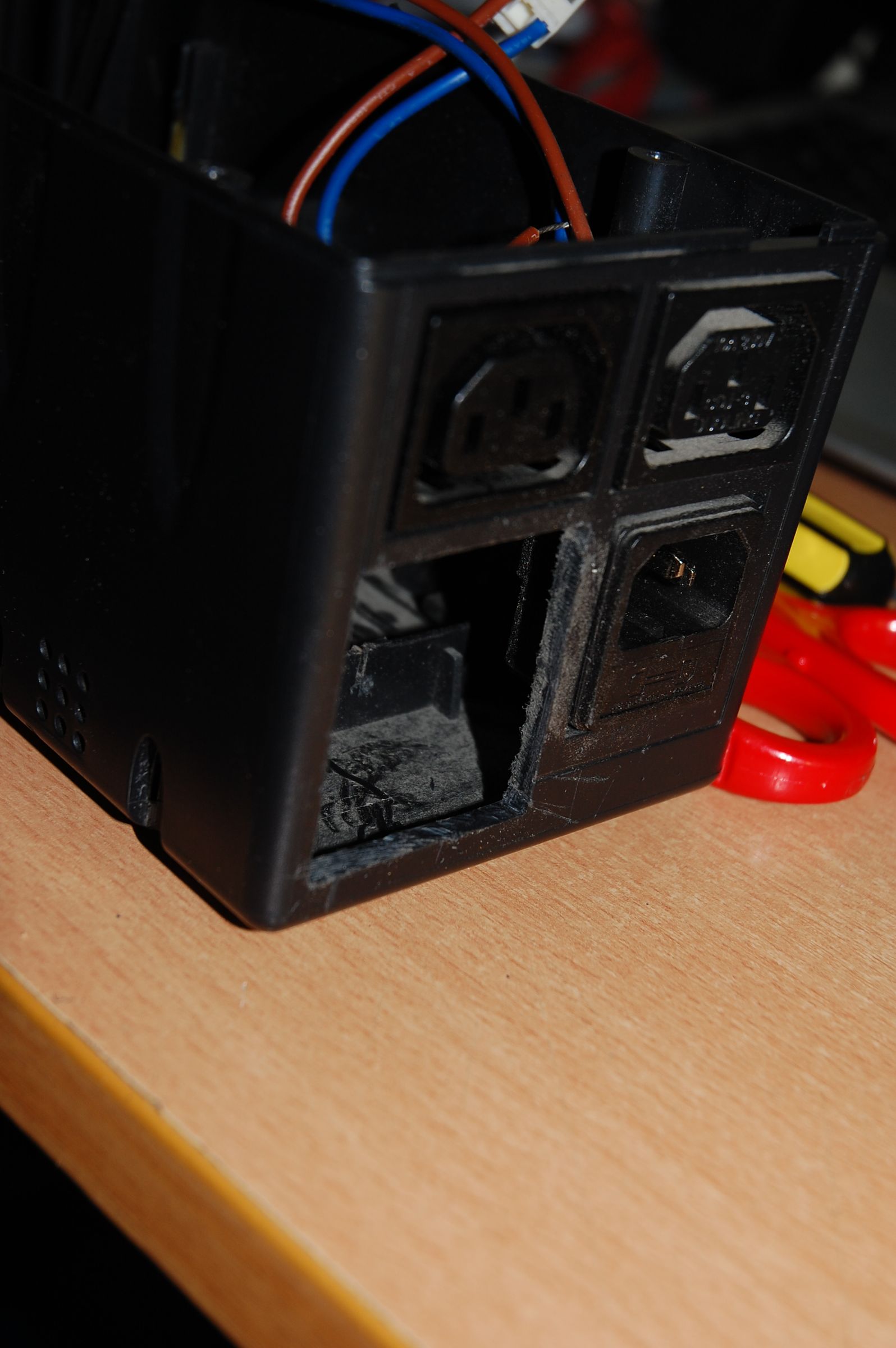 Ups Modification UPS Restoration and Modification - Instructables