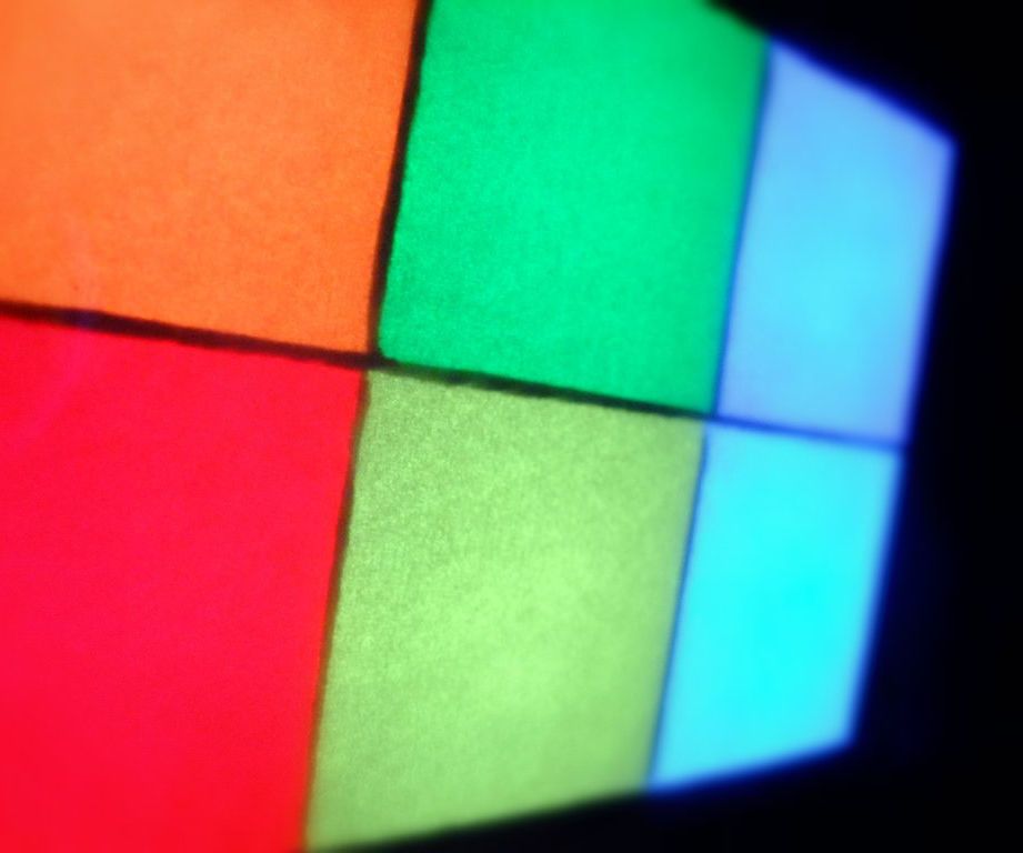 Easy Pixel Nightstand Lamp