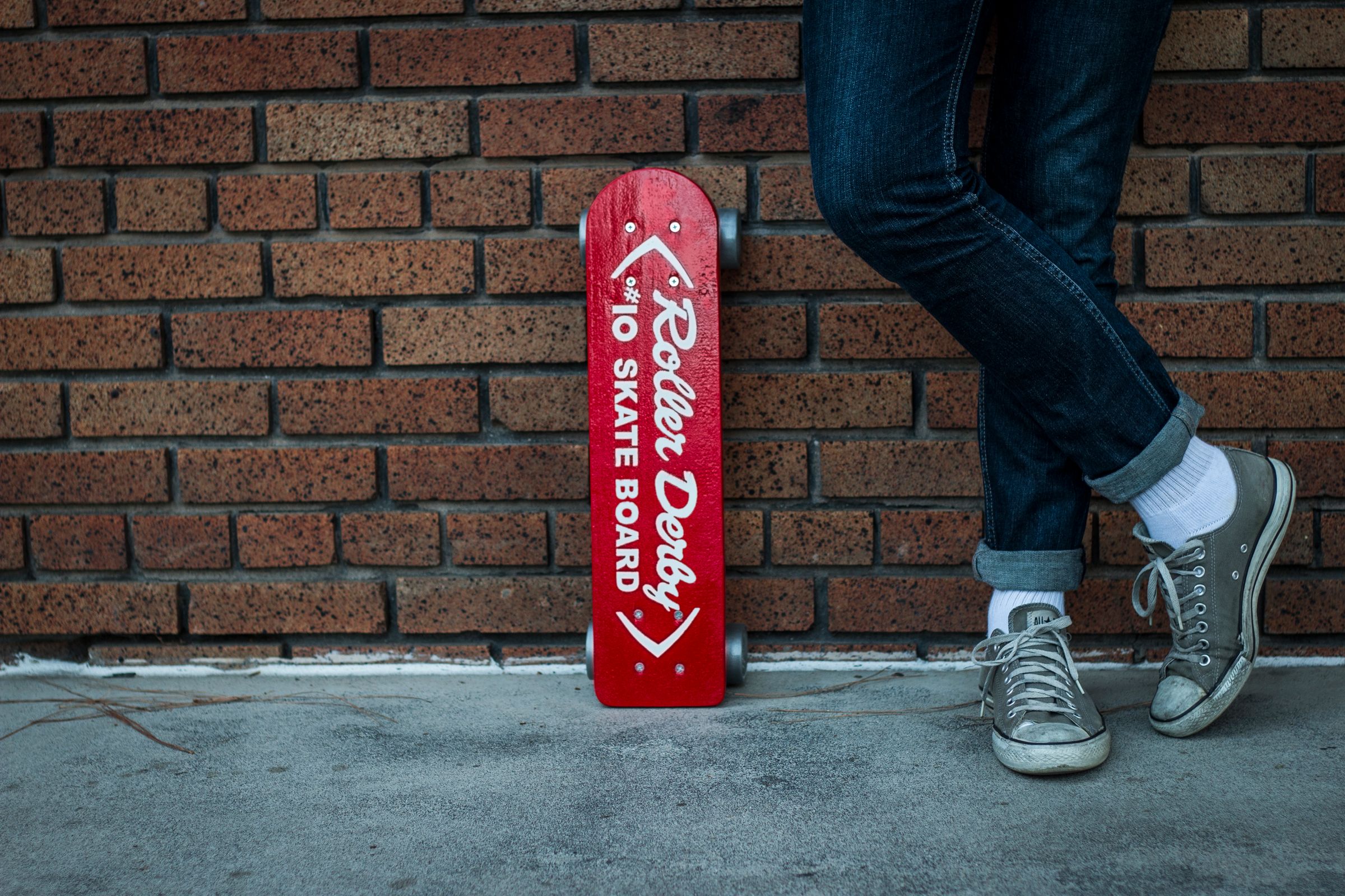Roller Derby #10 Look-a-Like Vintage Skateboard : 7 Steps (with