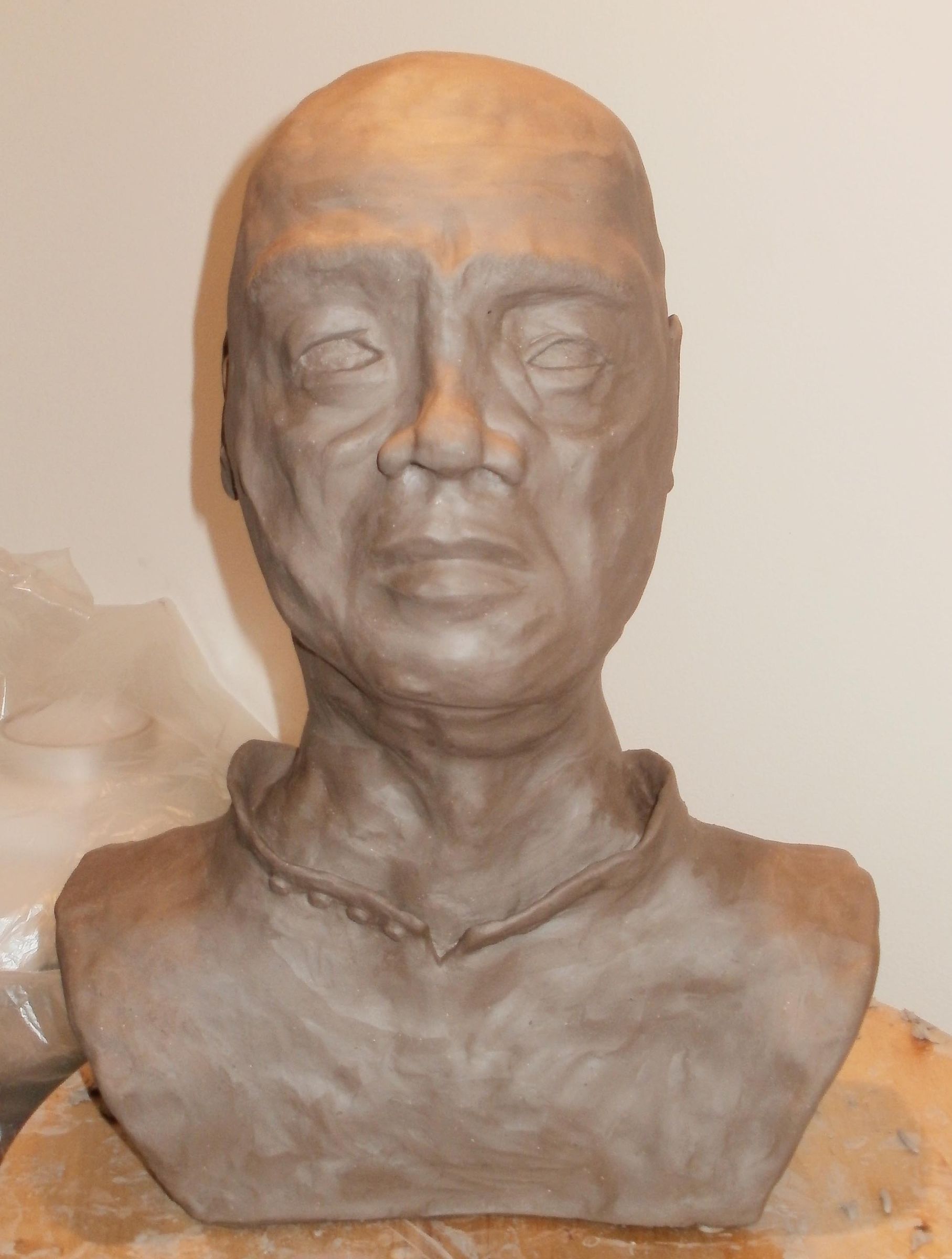 How to Make a Clay Bust of Someone You Know. (bronze Finish) 6 Steps