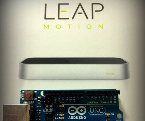 Controlling Arduino car via Leap Motion