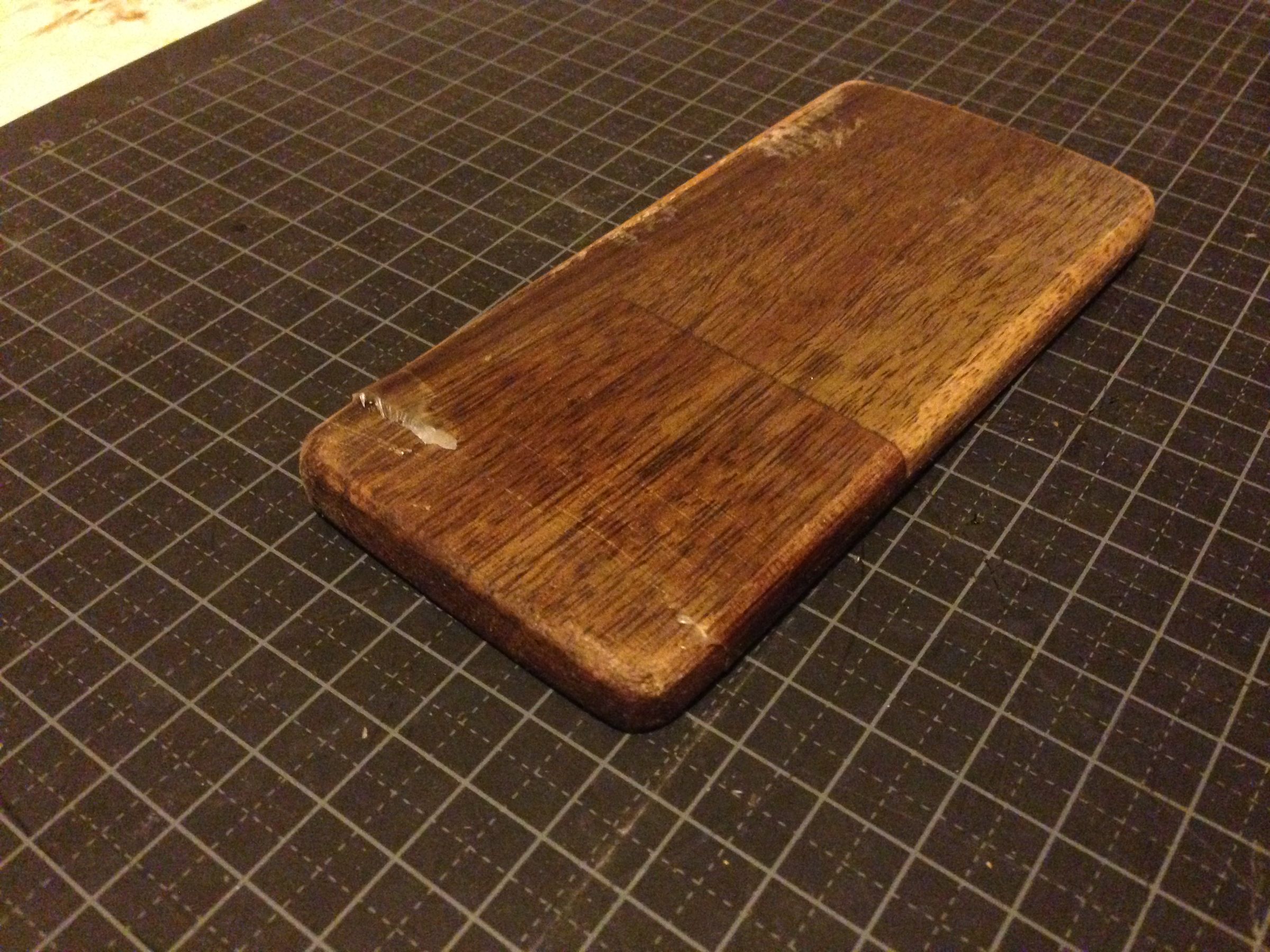 Phone Dock Hot Glue and Leather 3 Steps (with Pictures) Instructables