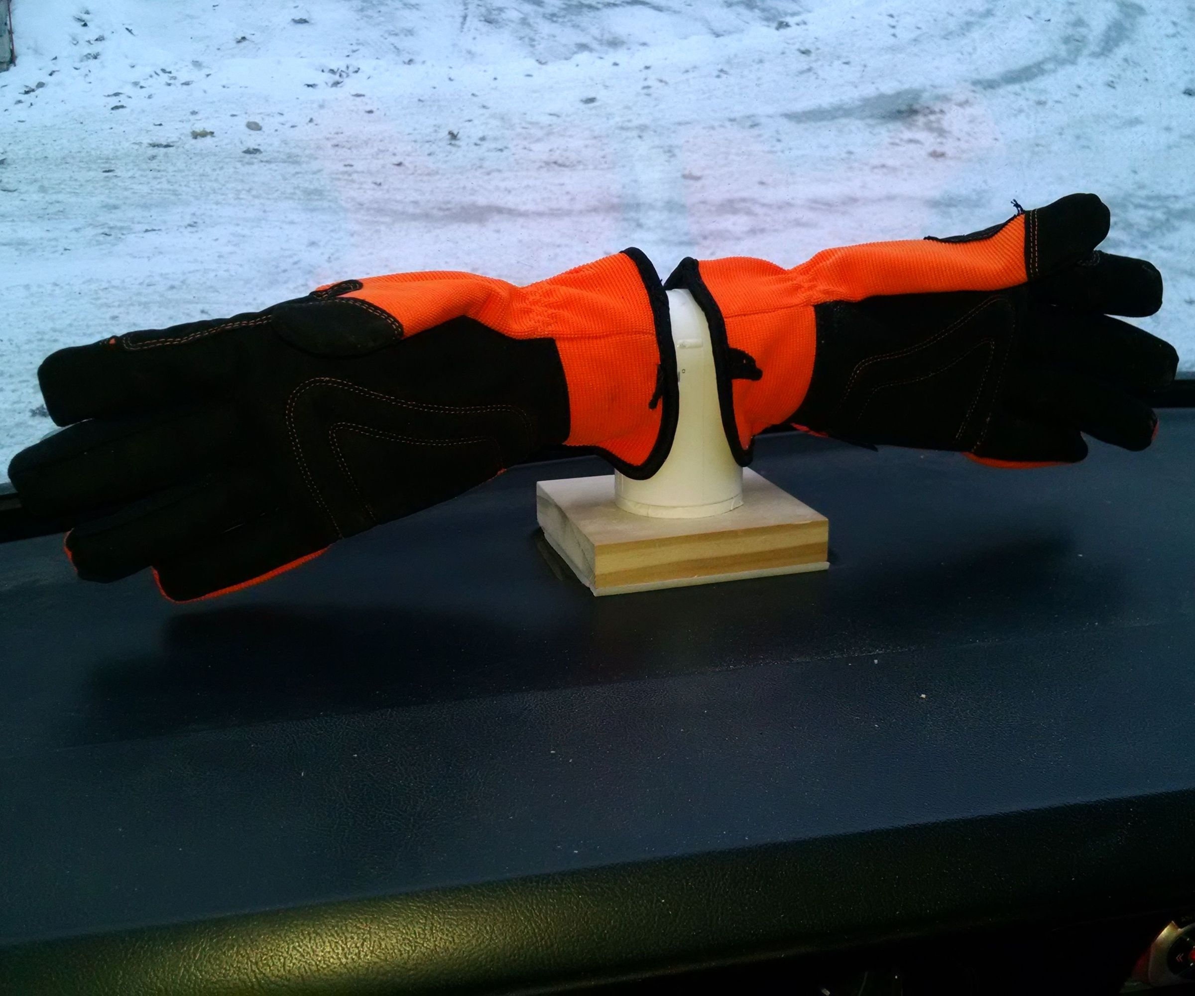 Dashboard Glove Dryer/Warmer