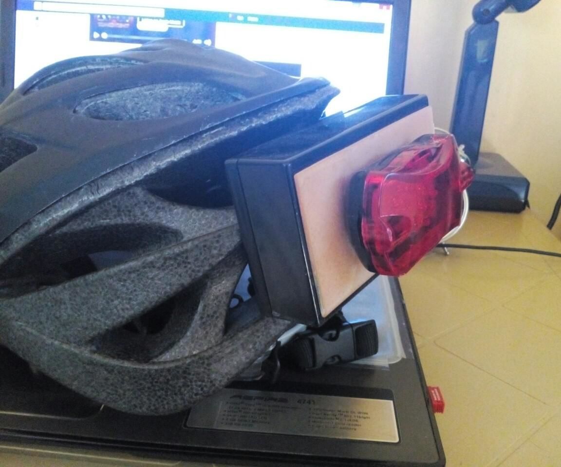 Android Bluetooth-controlled Bike Turn Signal