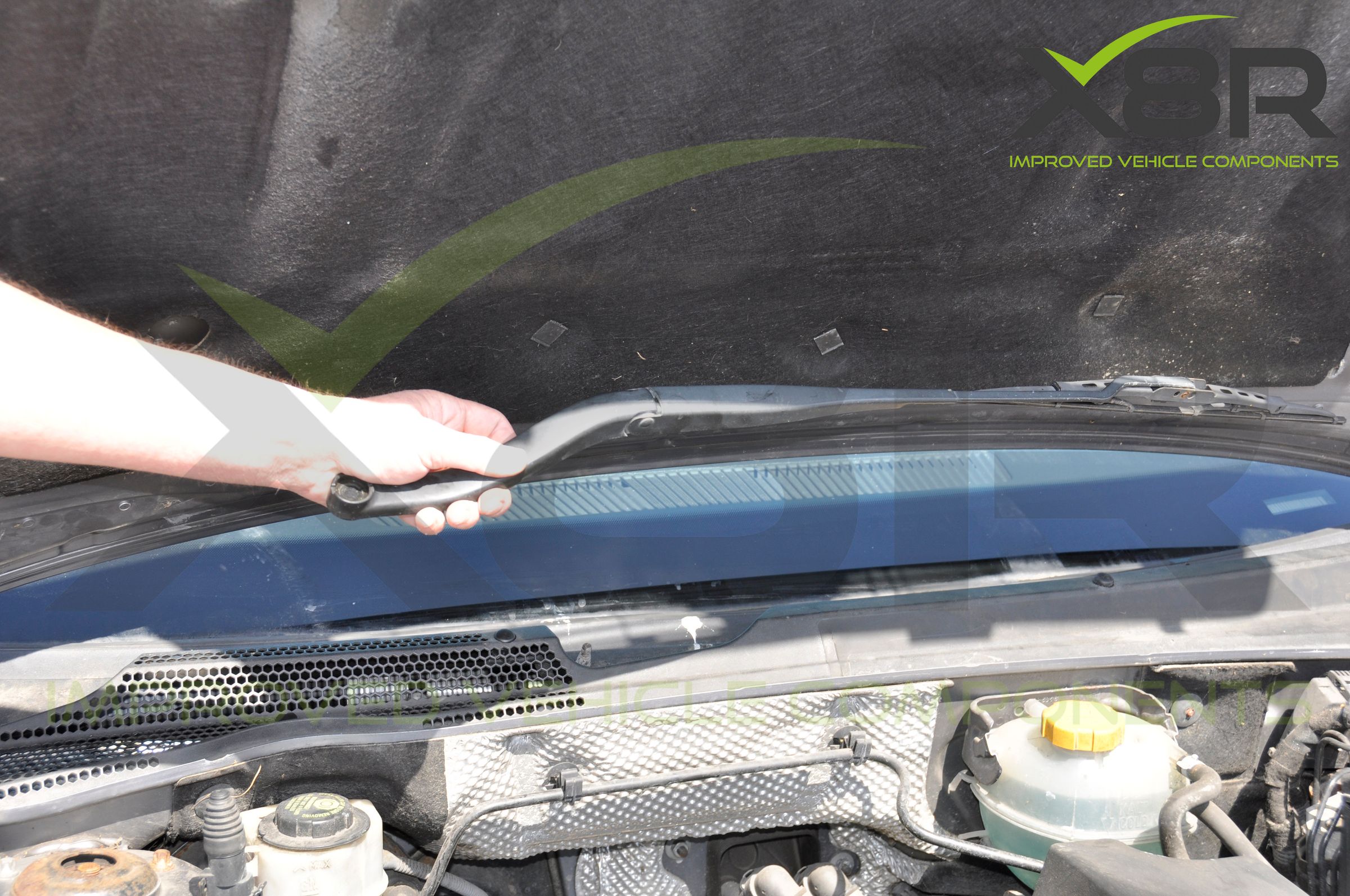 Vauxhall Vectra C and Signum 20052009 Front Windscreen Wiper Linkage