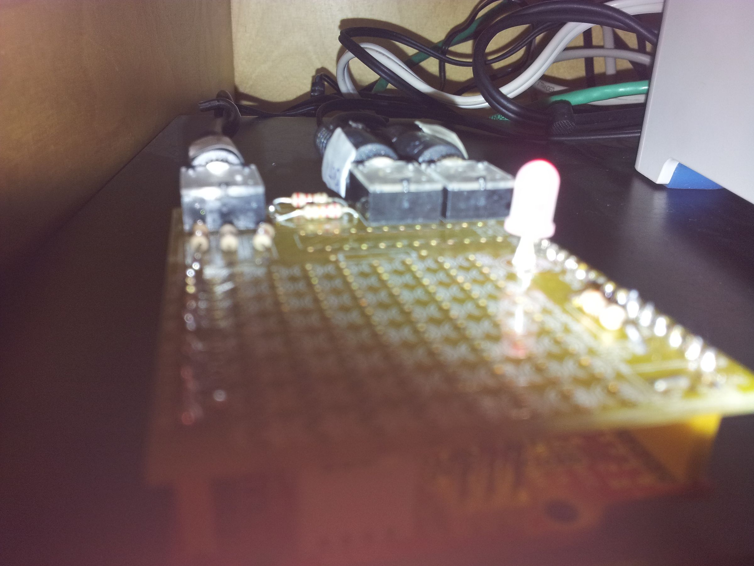 Turning Stereo Amplifer On and Off automatically