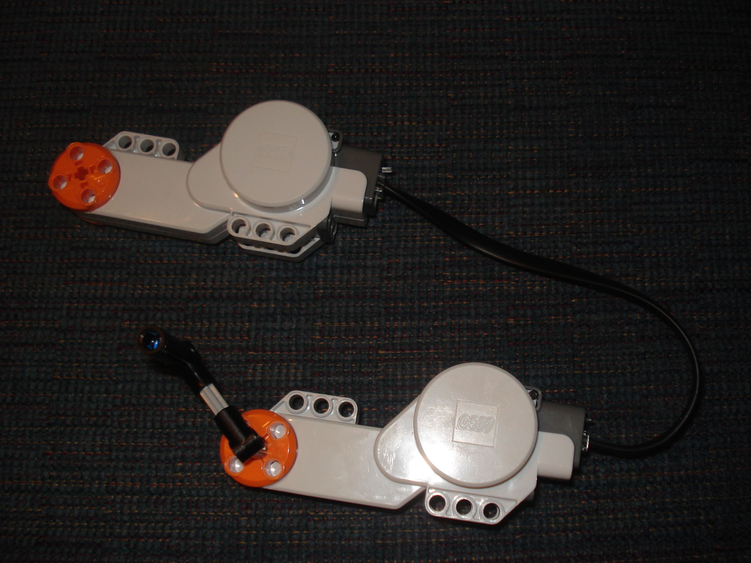 How to Charge Your Mp3 Player Using Lego Mindstroms NXT 8 Steps