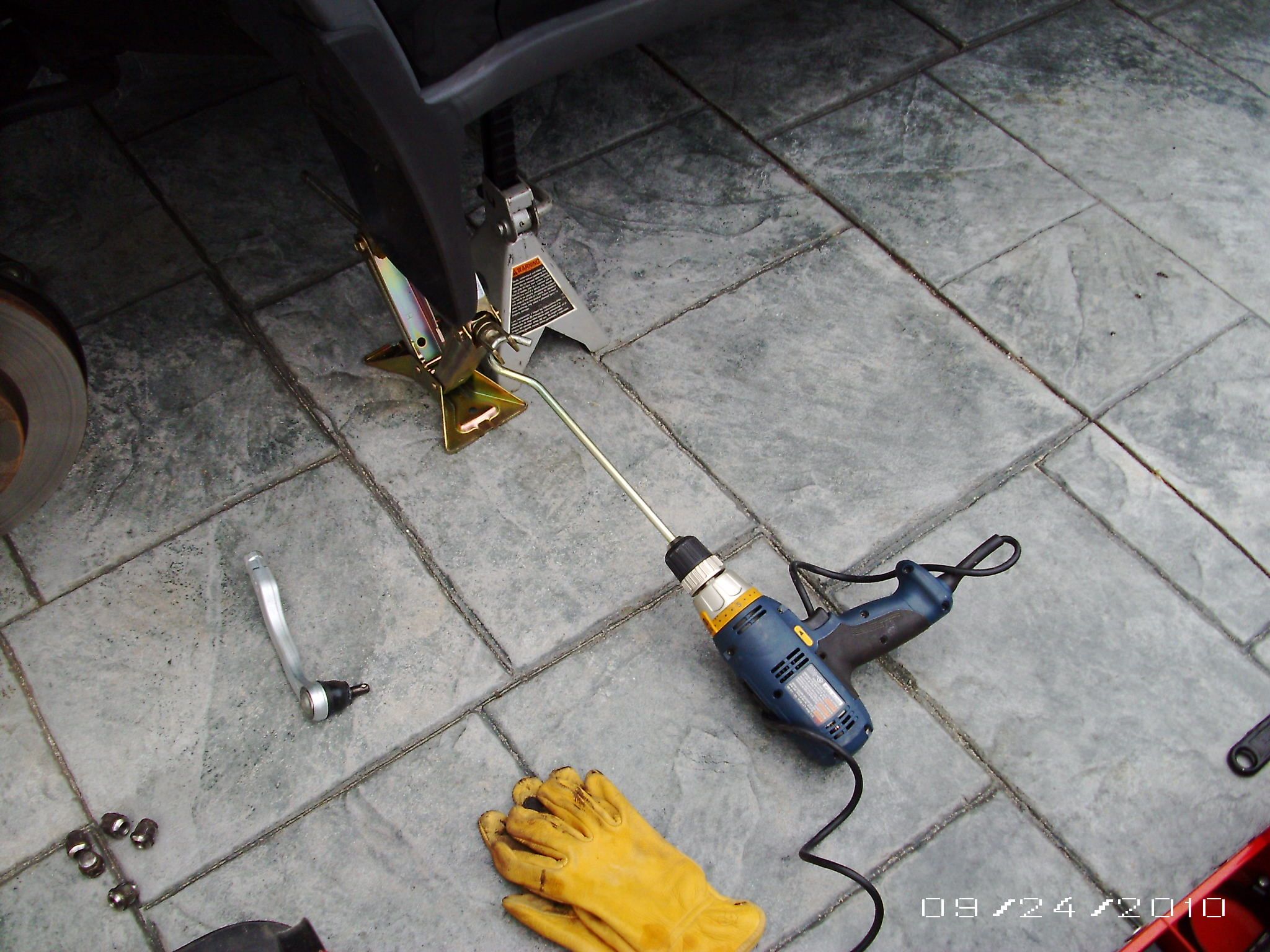 Replacing an Outside Tie Rod on a Honda CRV 5 Steps Instructables