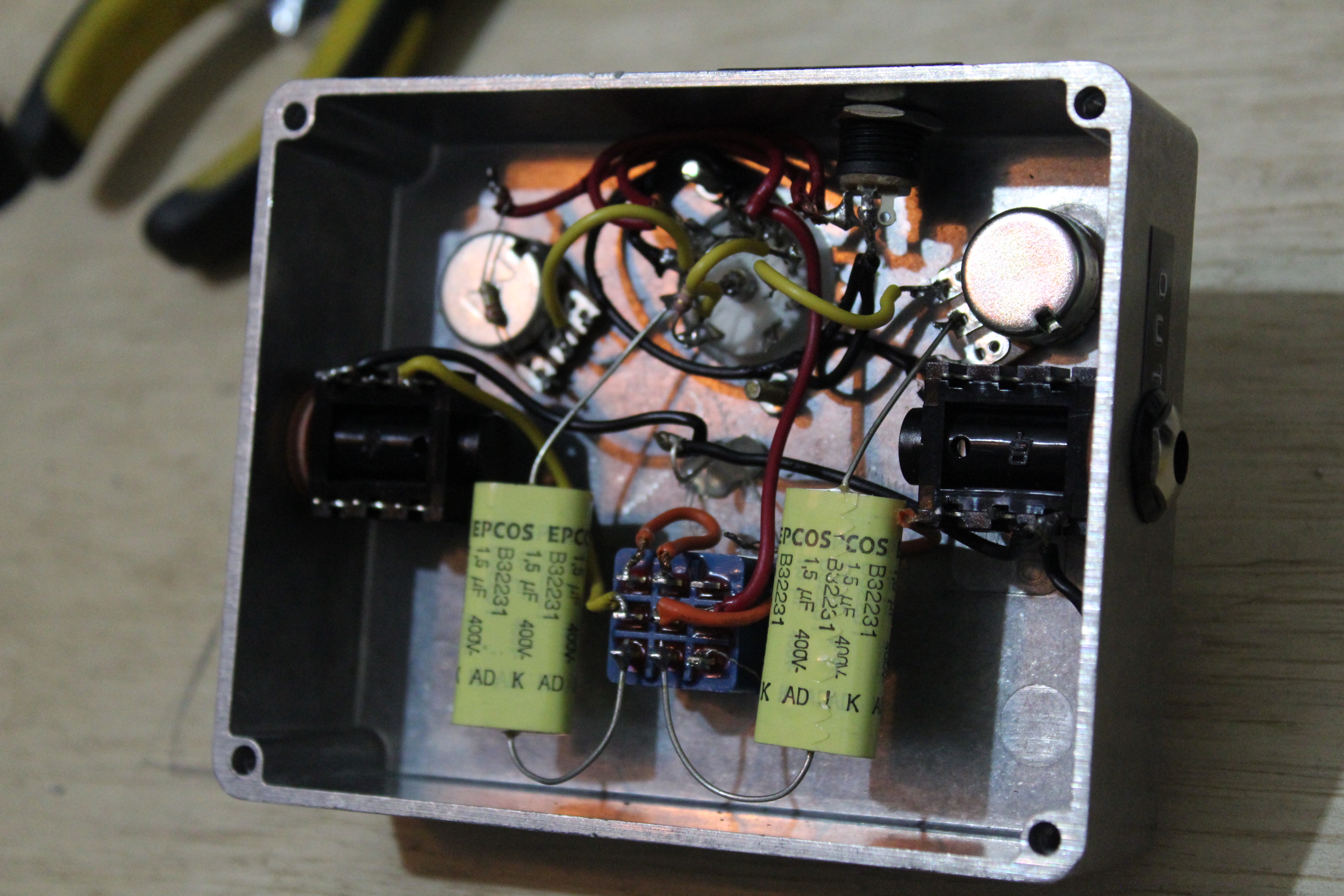 ベース albit tb-1b tube sound booster Albit Tube Sound Booster TB-1B FET Boost Pedal for Bass MIJ