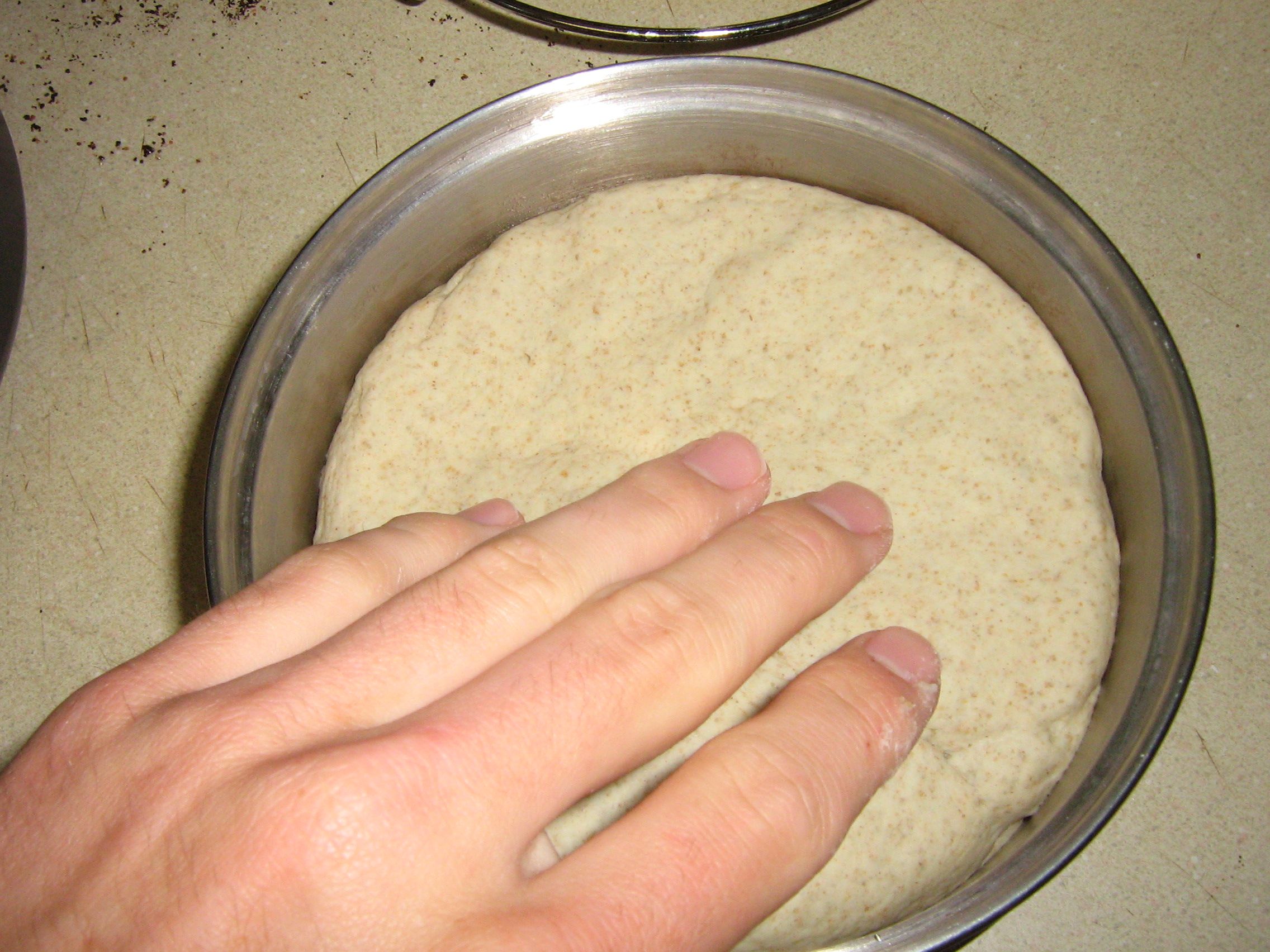Easy Bread Anywhere "Baking" Bread in a Pressurecooker 6 Steps