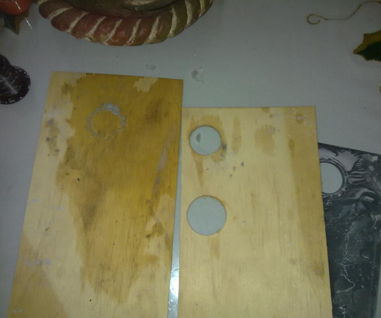 Plantilla En Madera Para Guiar Las Brocas