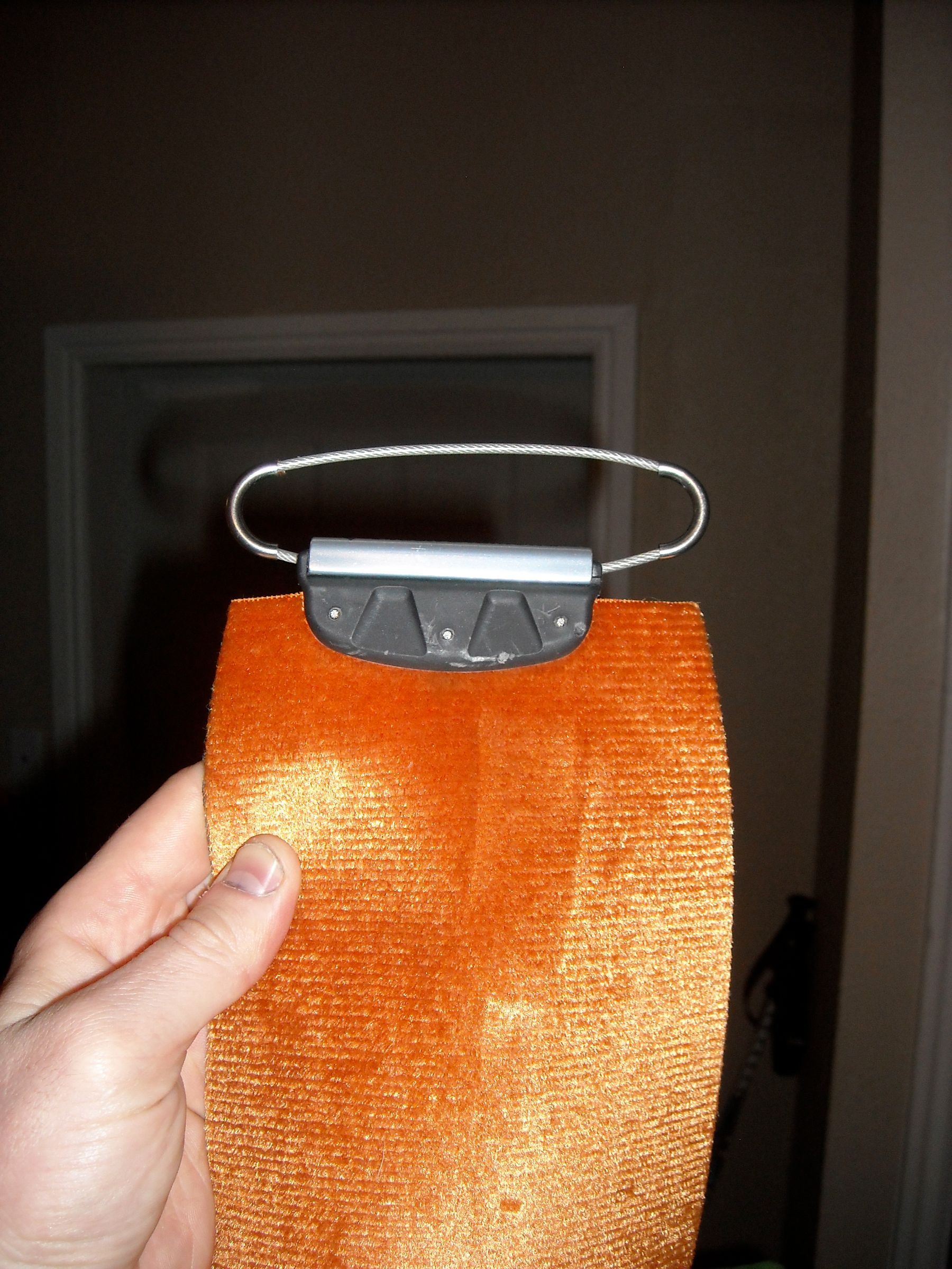 Applying Skins to Your Skis. 5 Steps Instructables