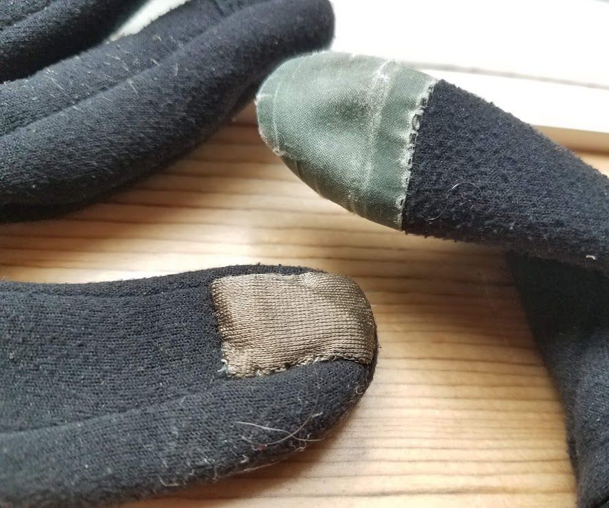 Phone-friendly Glove Fingertips