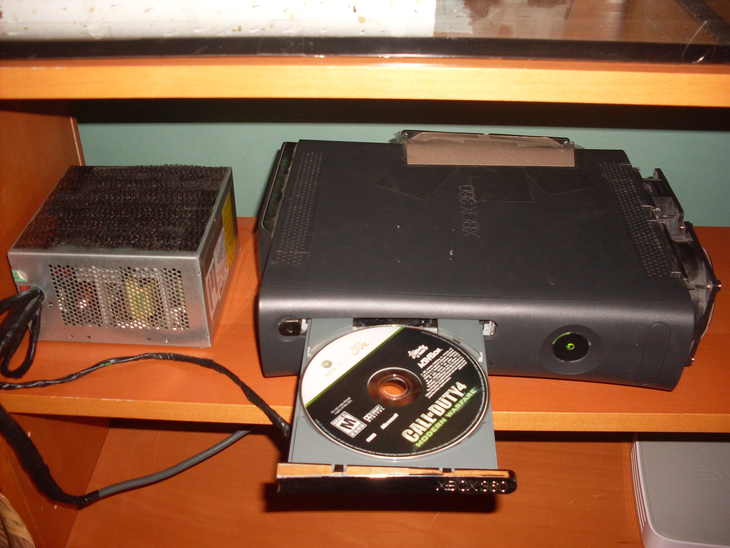 ATX Power Supply for an Xbox360 and Xbox 360 Cooling Mod! 3 Steps