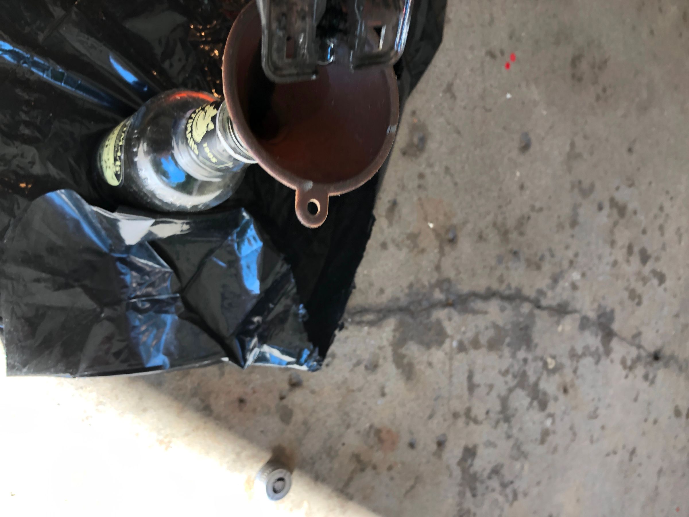 Cleaning a Bicycle Chain With "Eternal" Kerosene. (Includes the