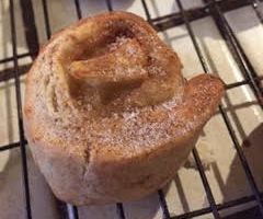 DIY Tasty Cinnamon and Apple Swirls