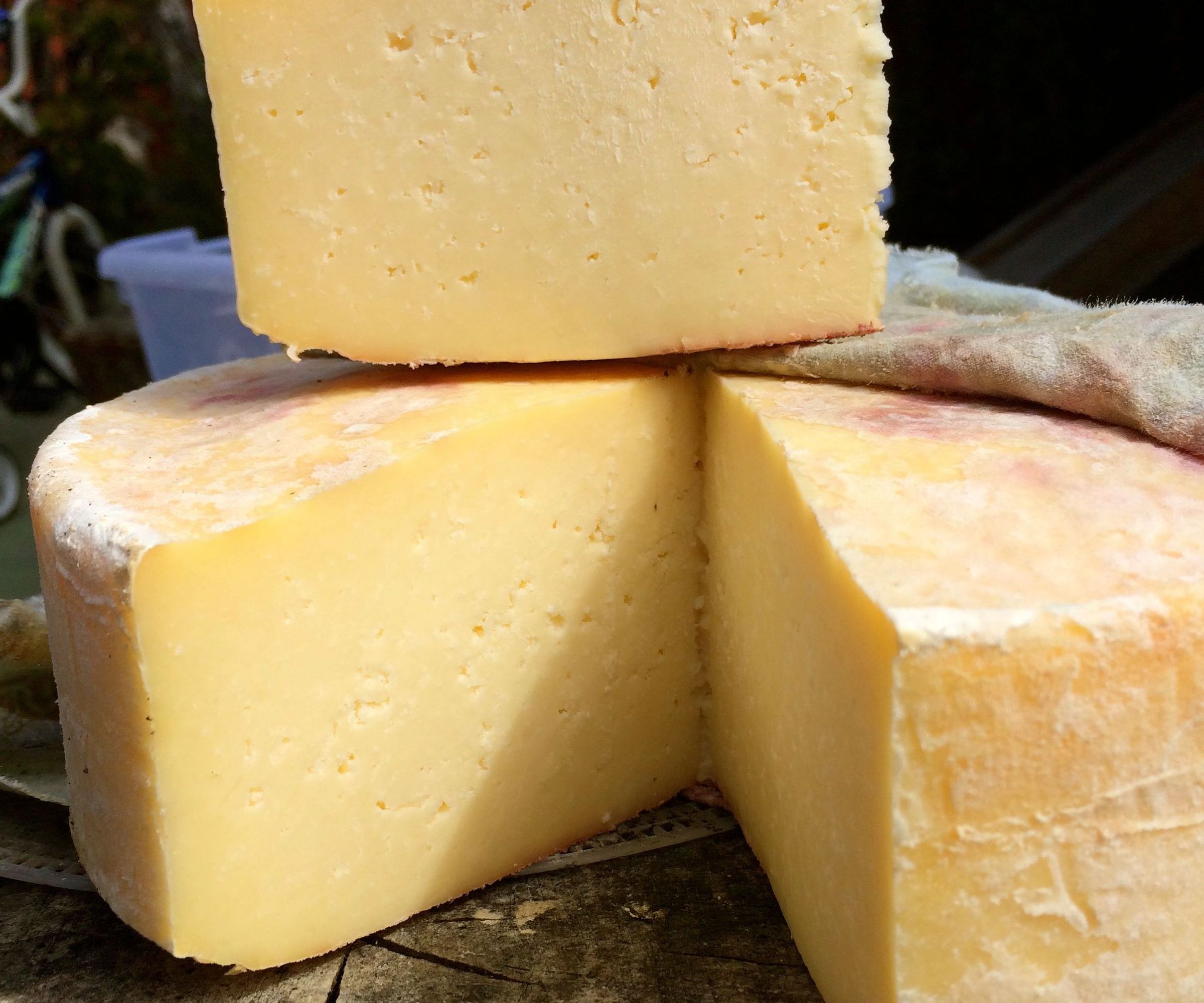 How to Bandage Wrap Cheese With Bacon Fat