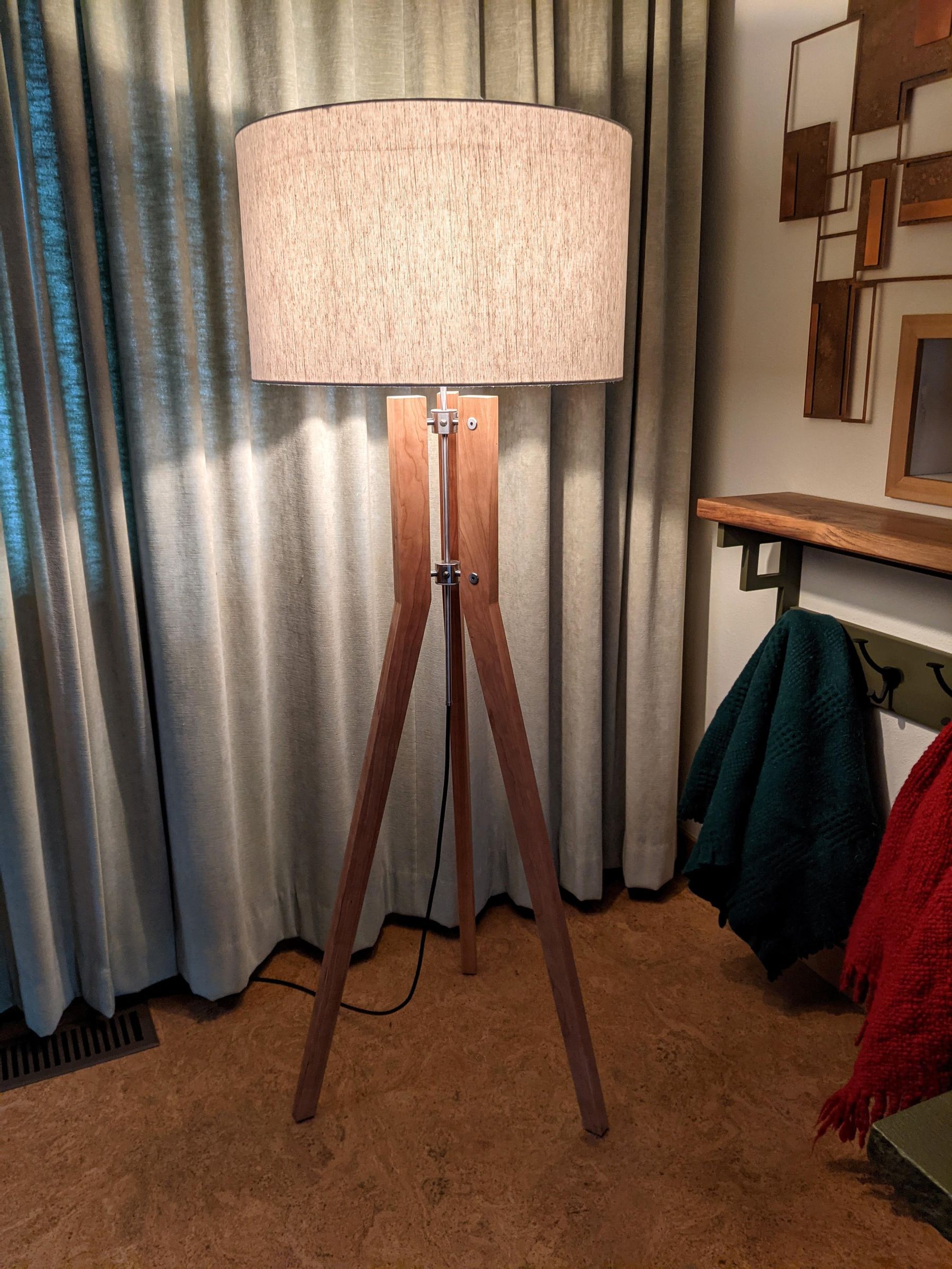 IDÉE　TRIPOD FLOOR LAMP　IDÉE A Tripod Floor Lamp : 4 Steps (with Pictures) - Instructables