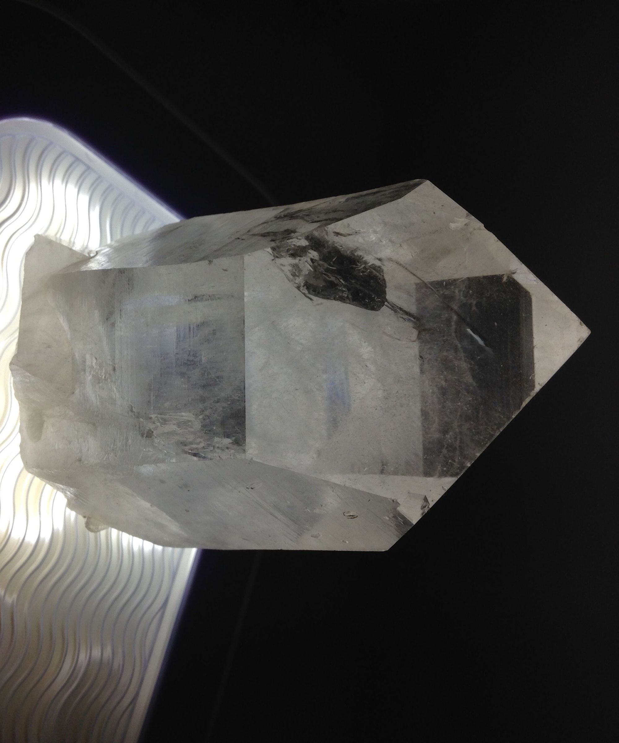 How to Meditate With Crystals