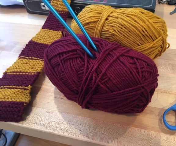 How to Knit a Gryffindor Tie