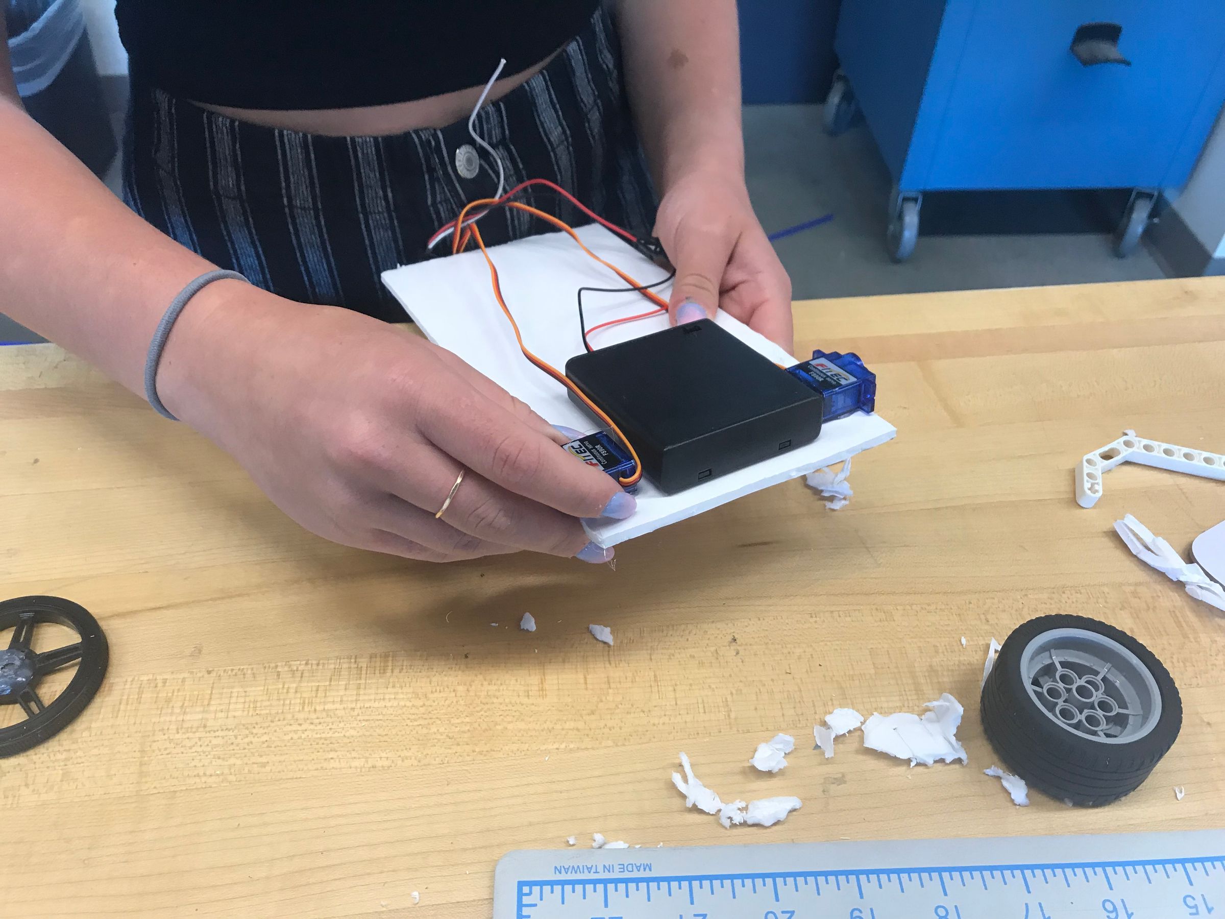 Robotics: Battle Bots : 6 Steps - Instructables