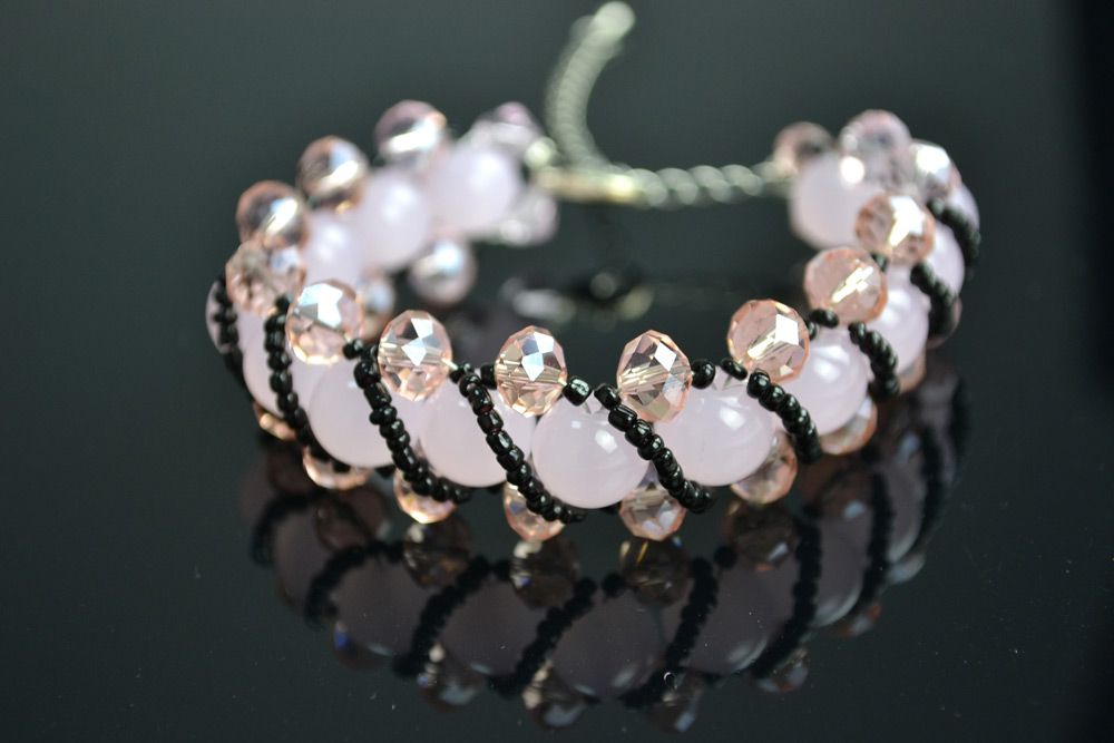 Bracelet Making Instructions on How to Make a Bead Bracelet More Outstanding